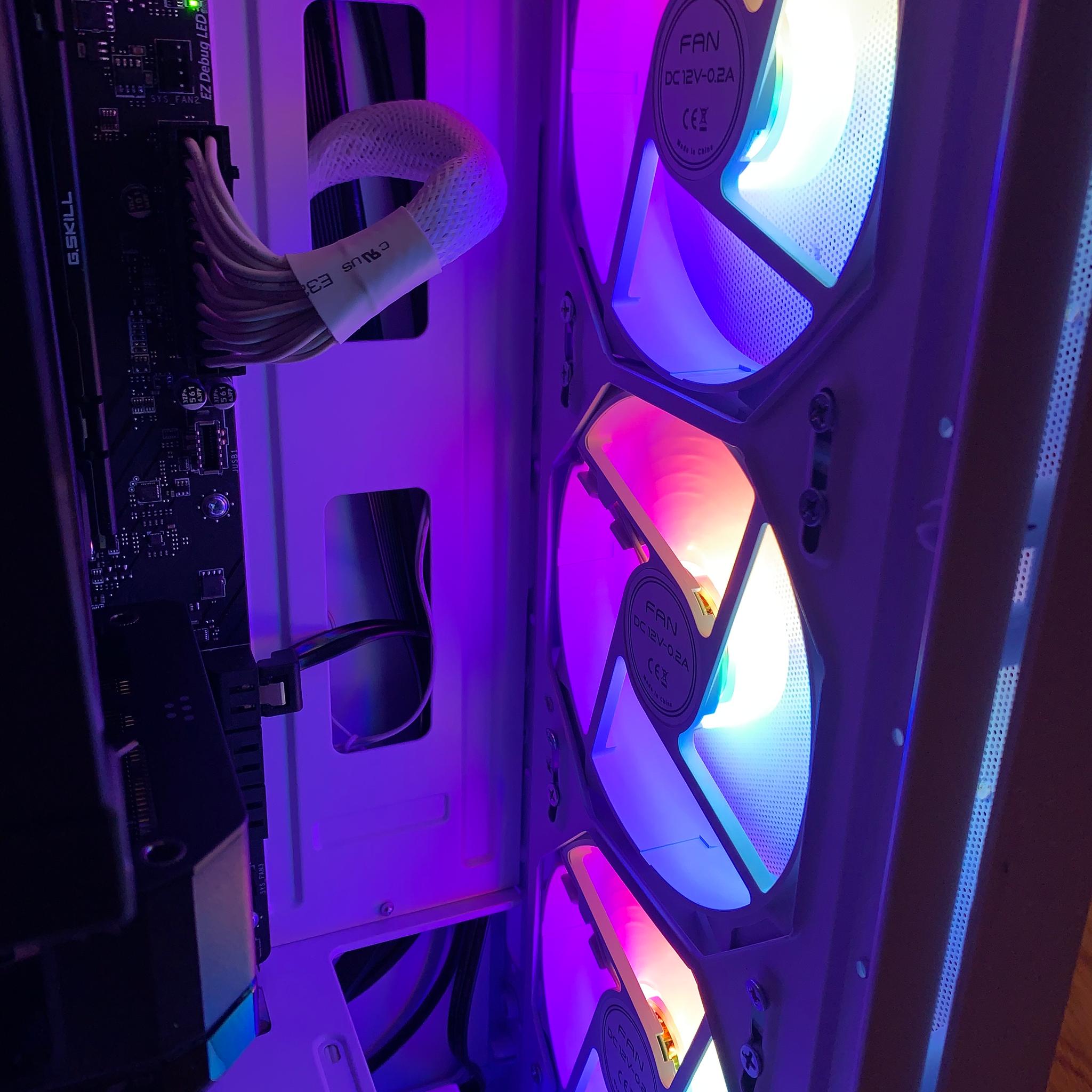 BRAND NEW RYZEN 7700x RTX 4060 STREAMING/GAMING/EDITING PC 32GB DDR5 1000GB SSD WINDOWS