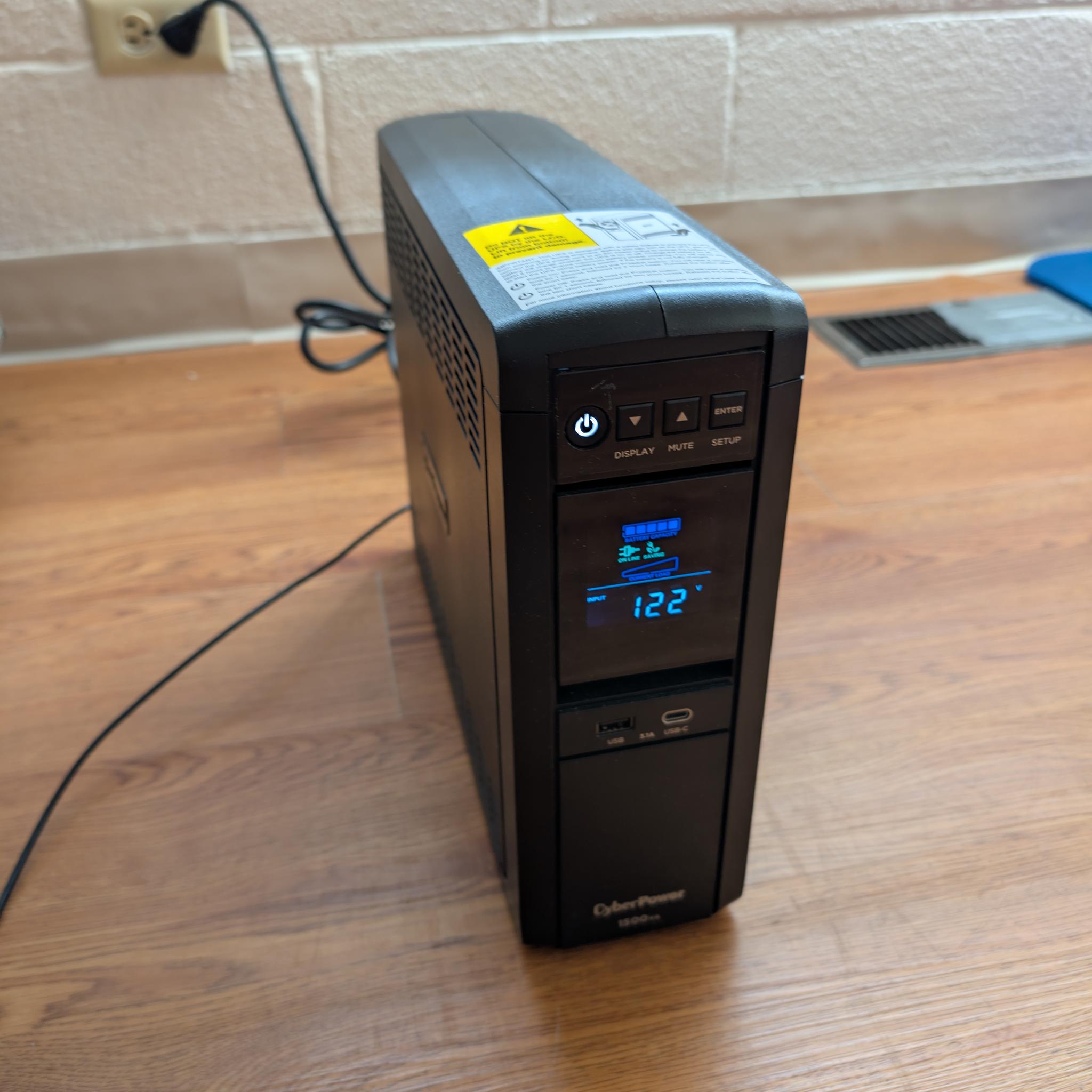 UPS - CyberPower CP1500PFCLCD 1500VA 1000W