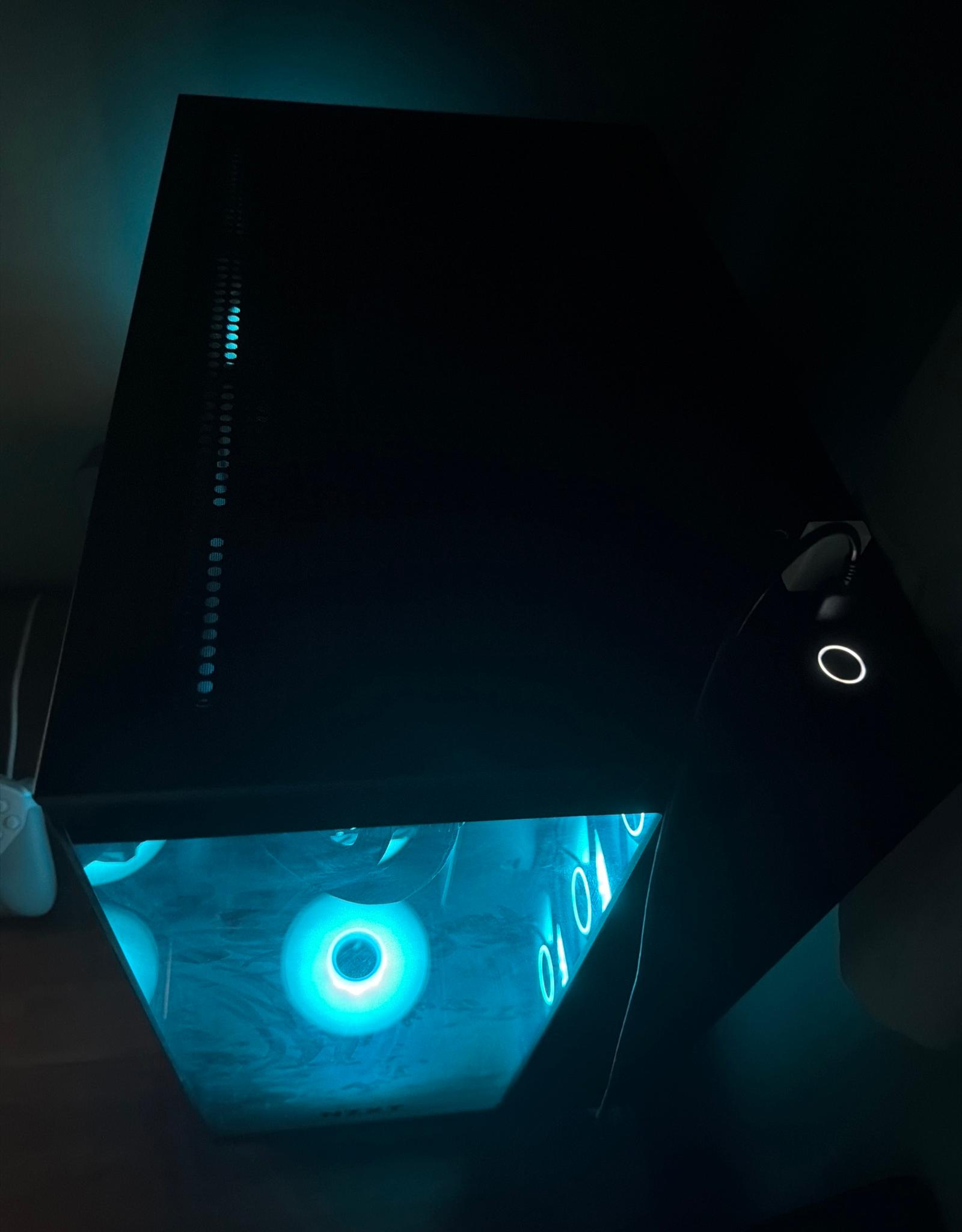 Custom Gaming PC "all black"