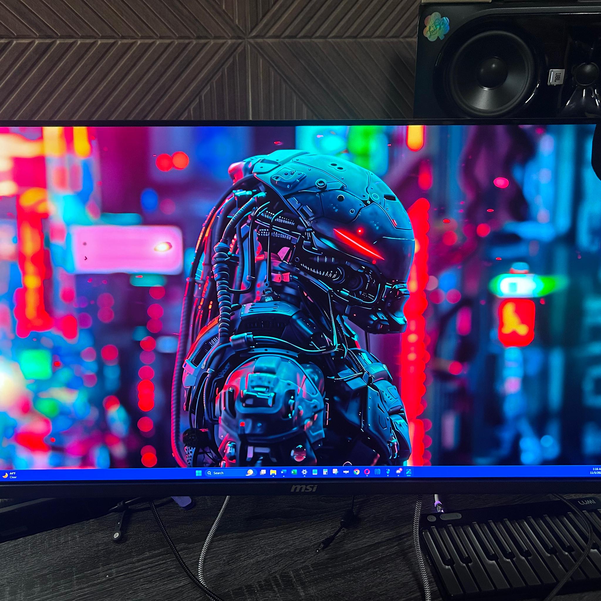 MSI QD-OLED 32" (4K) (165Hz) Gaming Monitor (MAG 321UP) (See Corner Damage) (Accepting Offers)