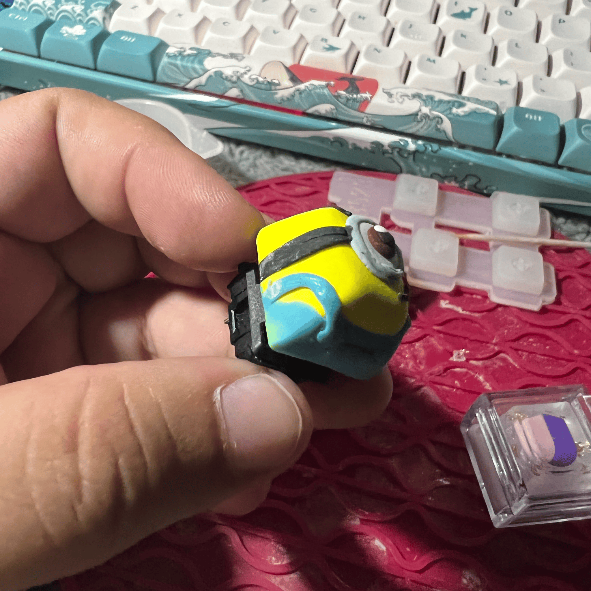 DOLLAR KEYCAP S2 - MiMiminion Artisan Keycap