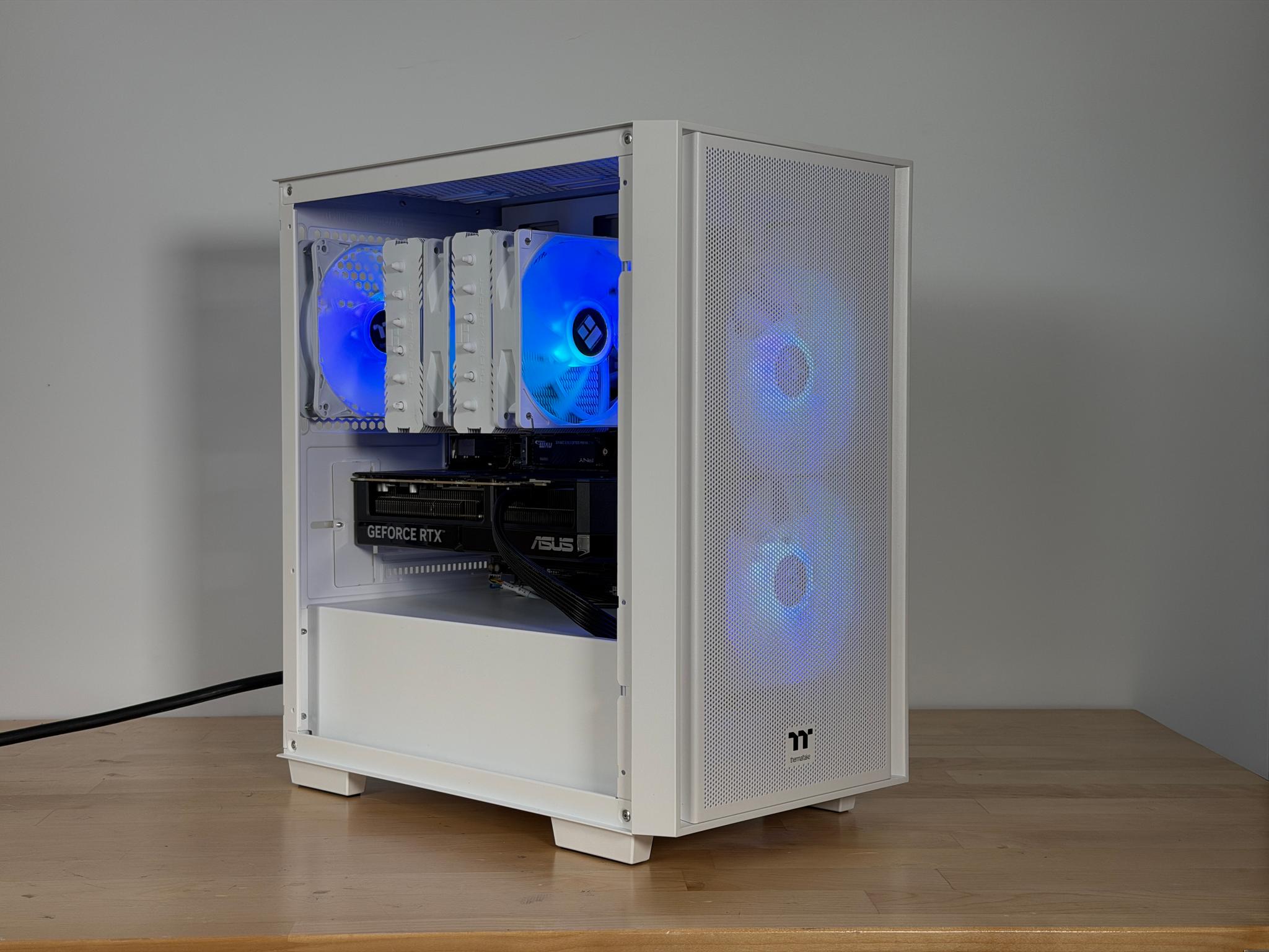 RTX 5070 Ryzen 5 7500x3d Gaming PC