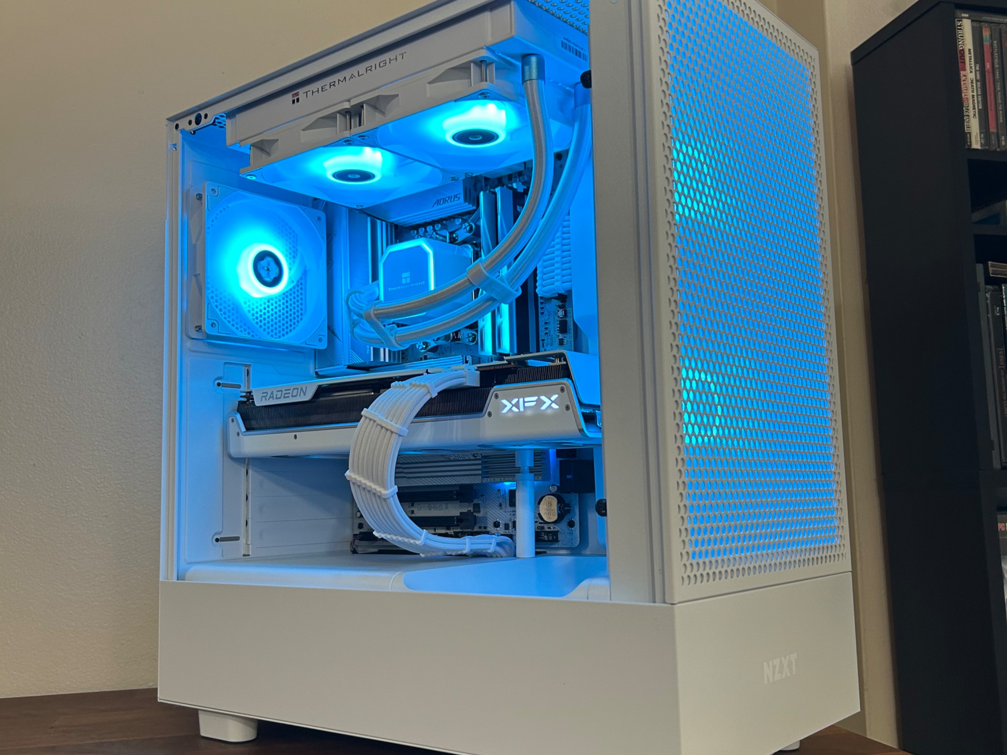 RX 7900XT 20GB | Ryzen 5 7600X3D | 32GB DDR5 6000MT/s | 2TB NVMe | The Sentinel RX