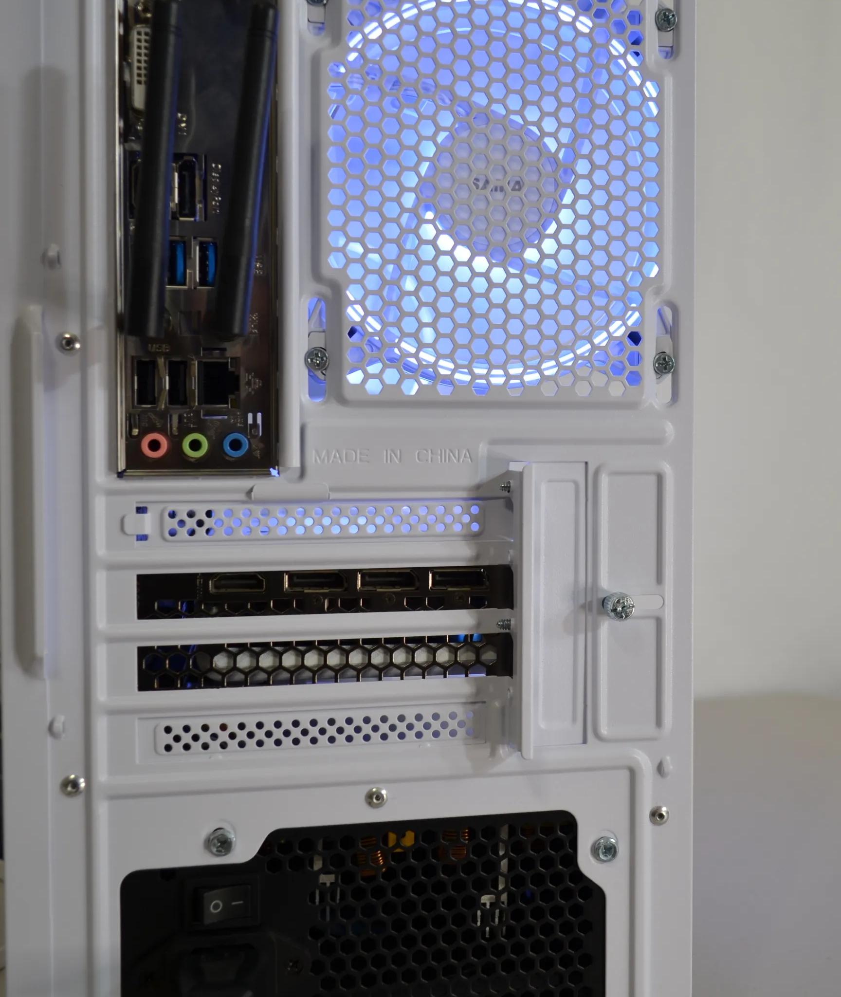 ⚪White Out V3⚪ - RTX 3060ti | Ryzen 7 3700X | 1tb NVMe | Windows 11 FULLY Activated