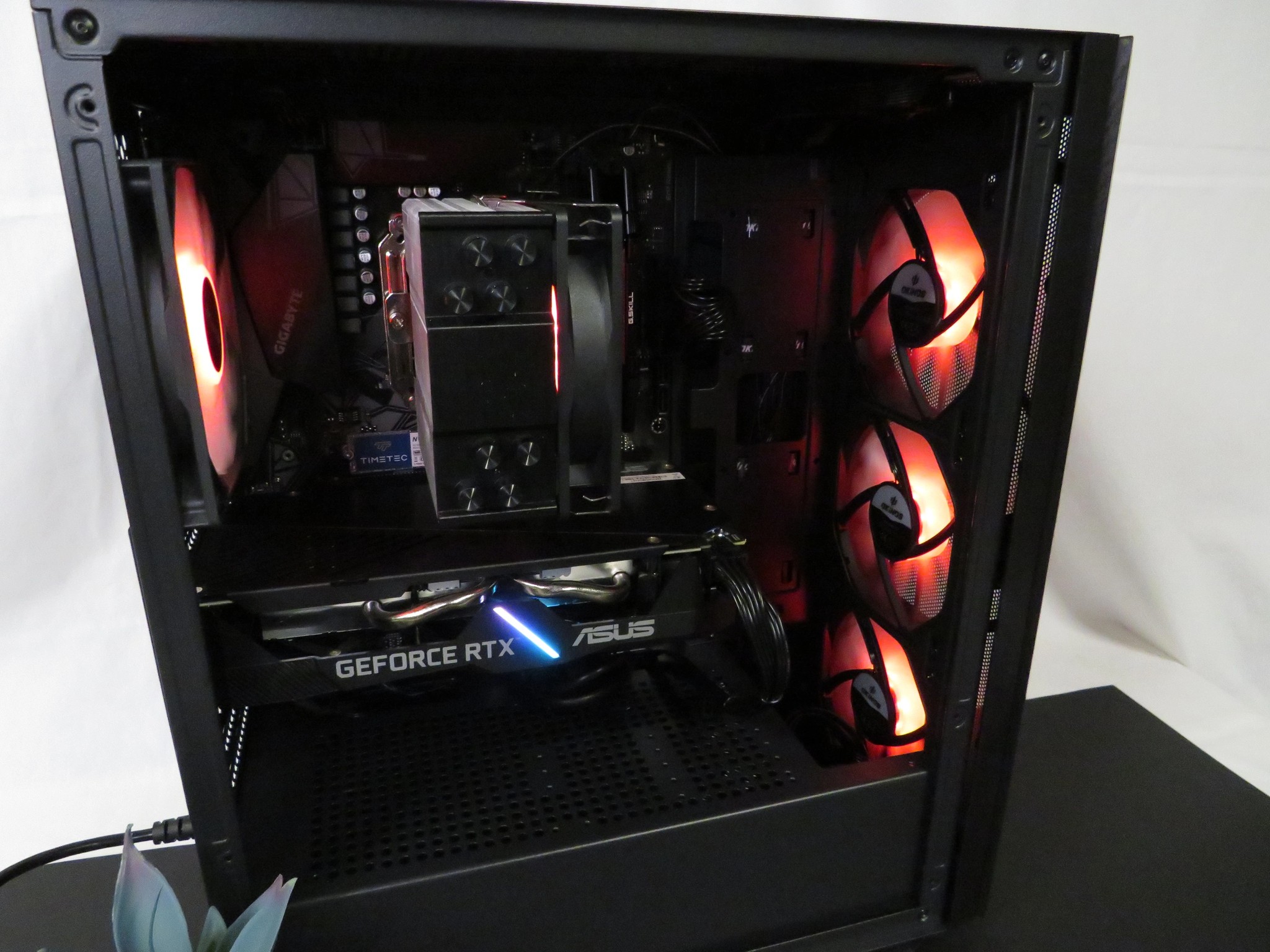 Budget Excellence! Ryzen 5 5600X + RTX 2060 Super + 32 GB DDR4 + 1 TB NVME