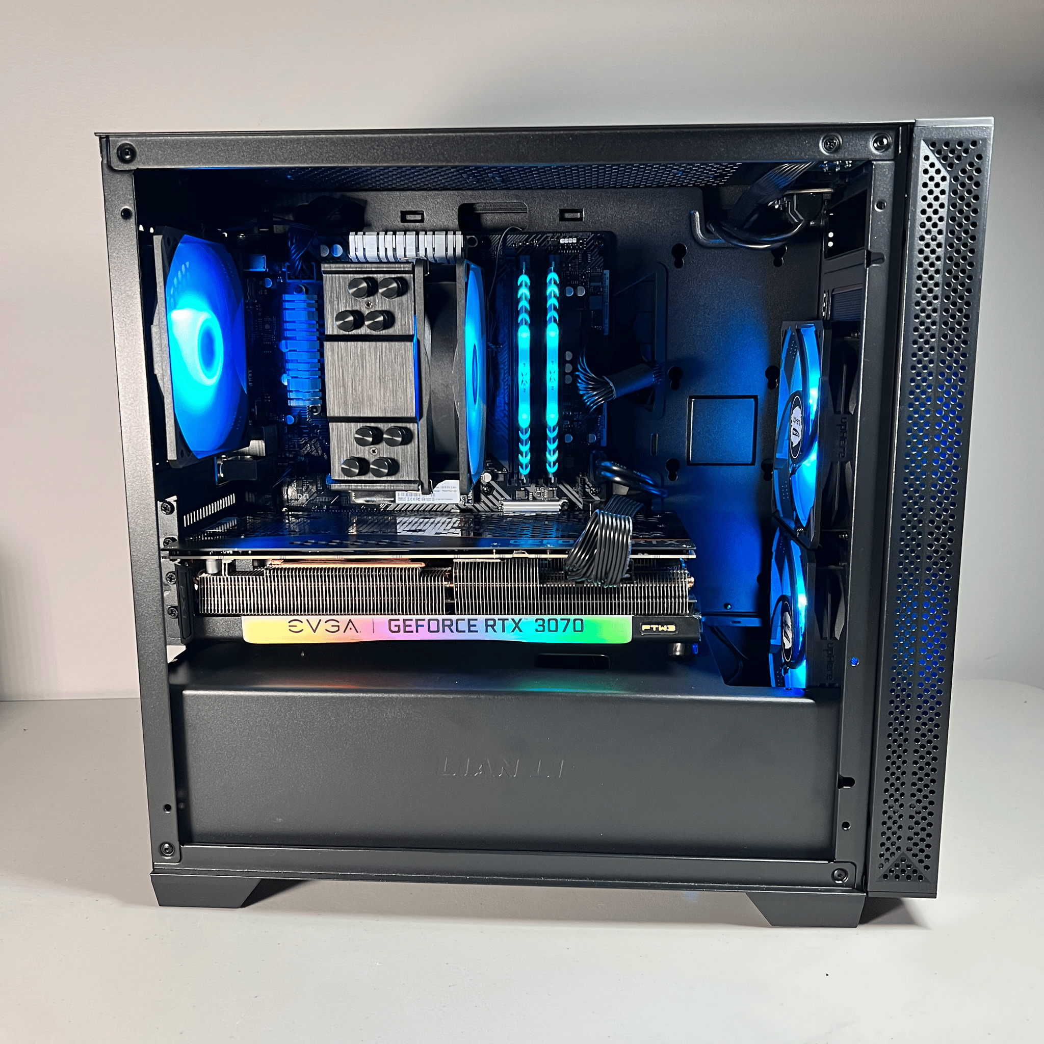 Ryzen 5 5600X | RTX 3070 FTW3 Gaming PC