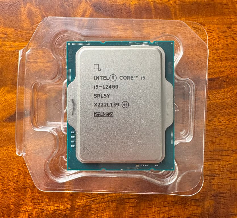 Intel Core i5-12400
