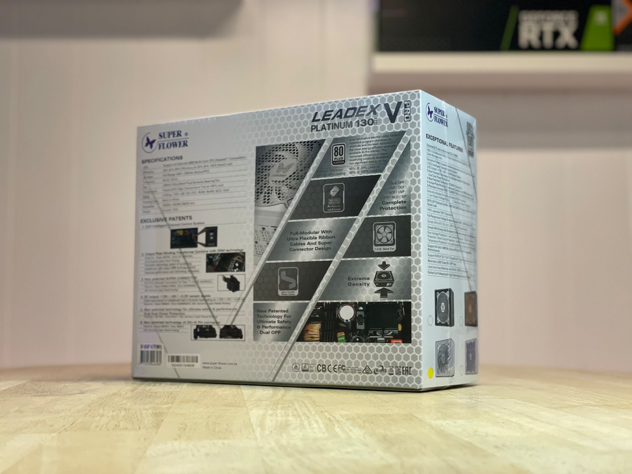(Brand new sealed) 850W 80+ Platinum Fully Modular Superflower Leadex White Edition