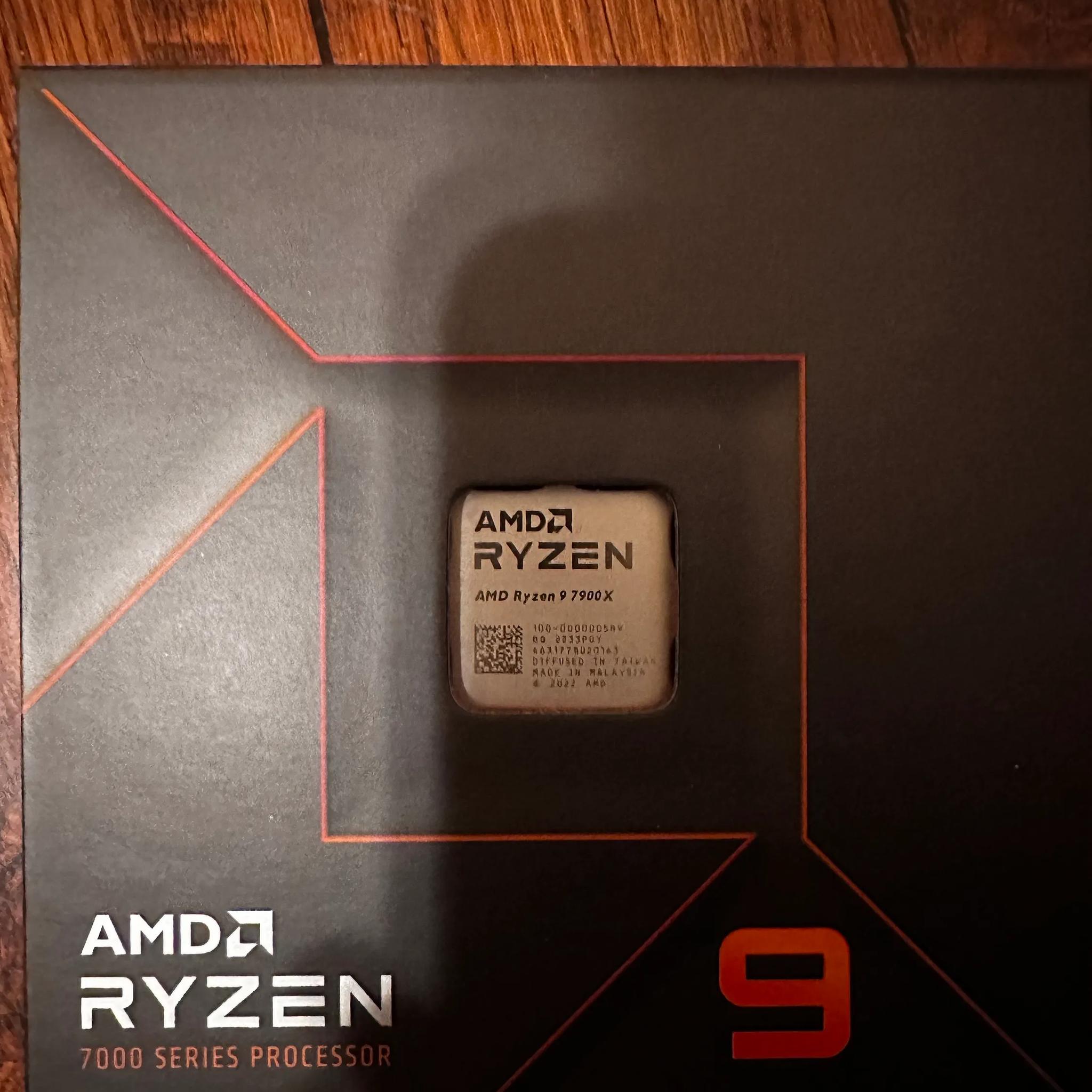 BNIB Ryzen 9 7900x 