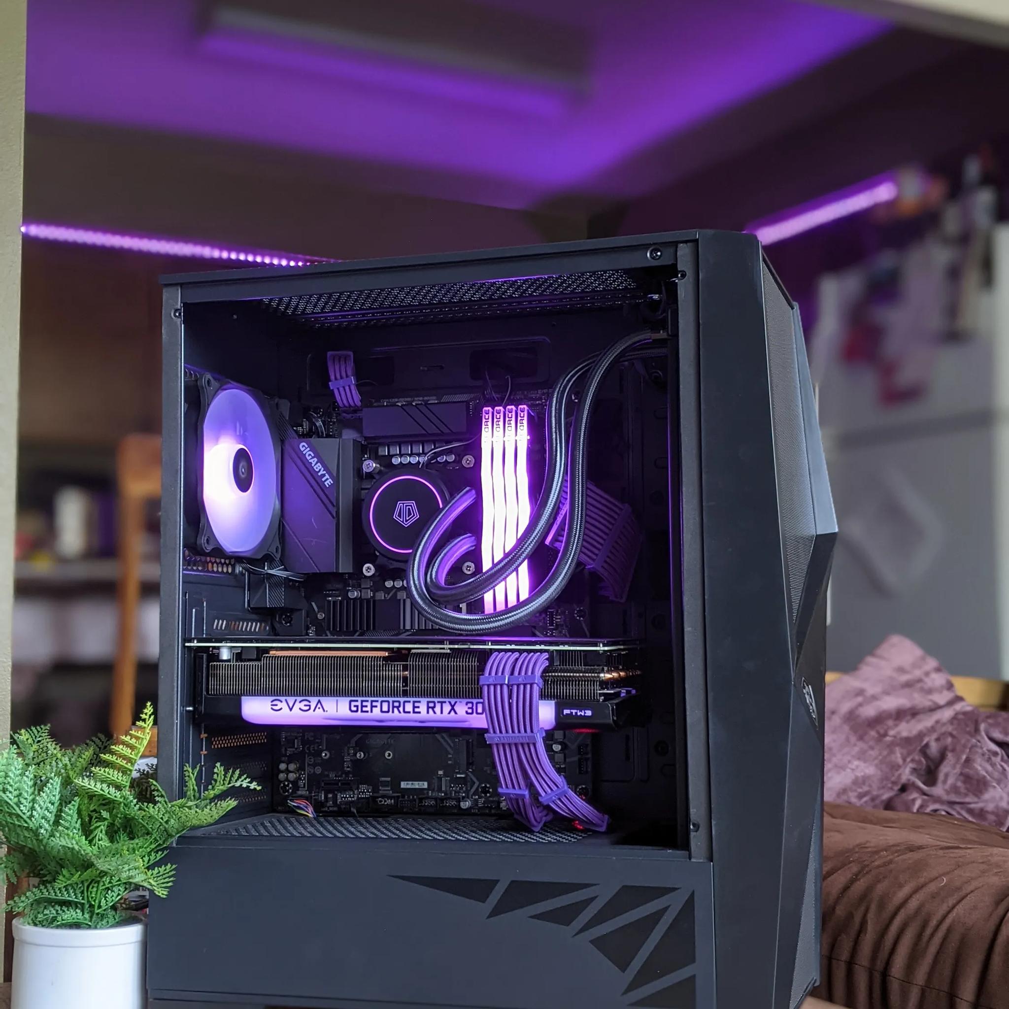 I7 10700k RTX 3070ti gaming and streaming pc