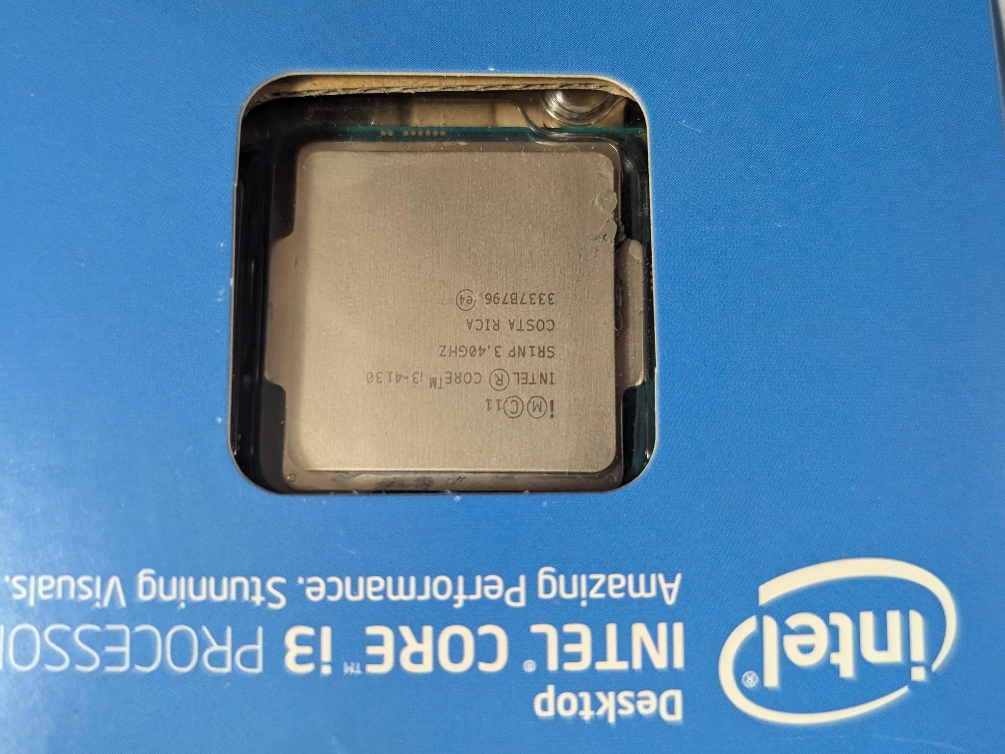 Intel Core i3 4130 + stock cooler