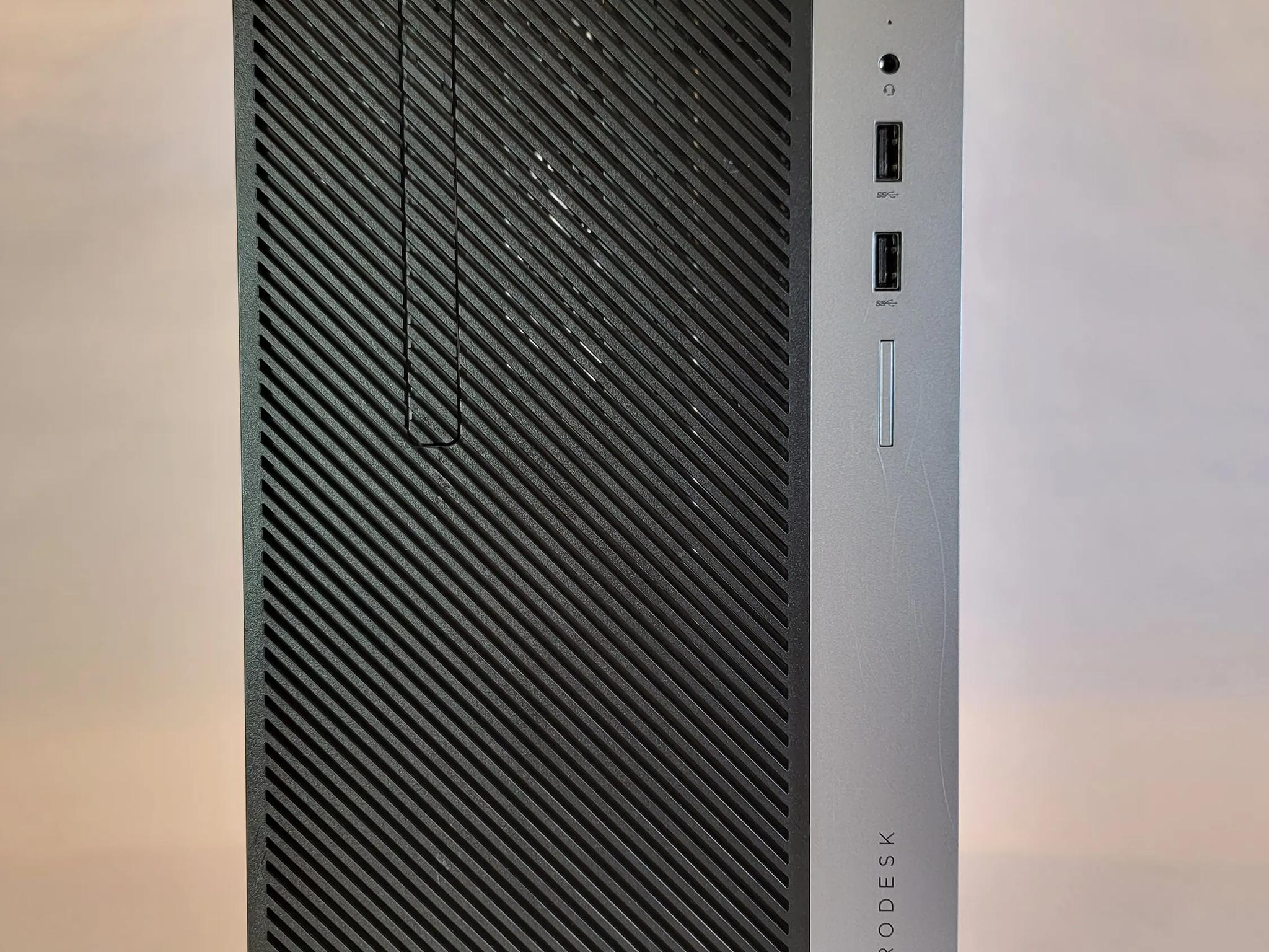 i7 6700/rx 6600m 2TB m.2 SSD. Gaming Workstation (Ultimate price to performance PC)