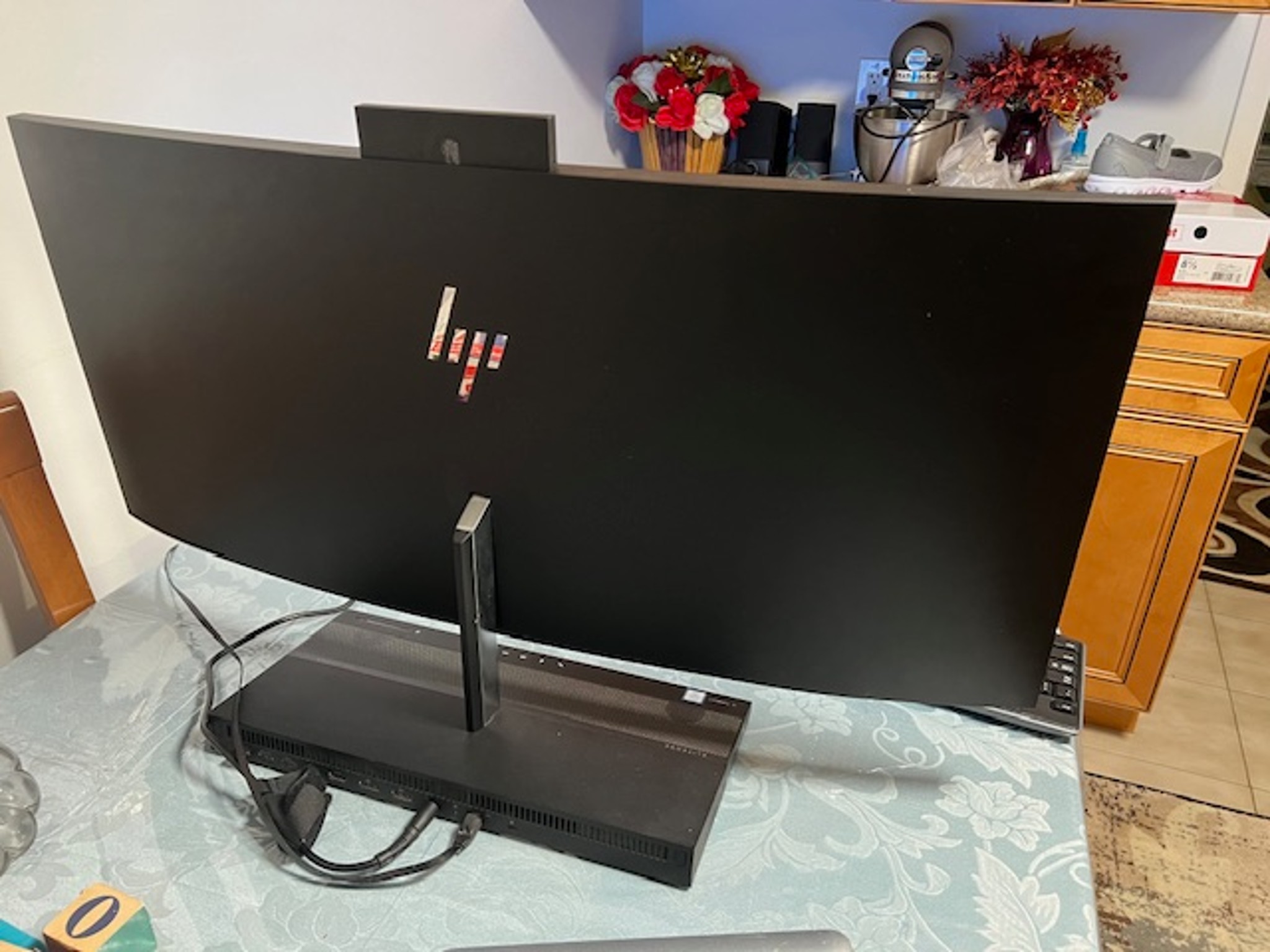 HP EliteOne 1000 G2 34 in. Curved All In One PC