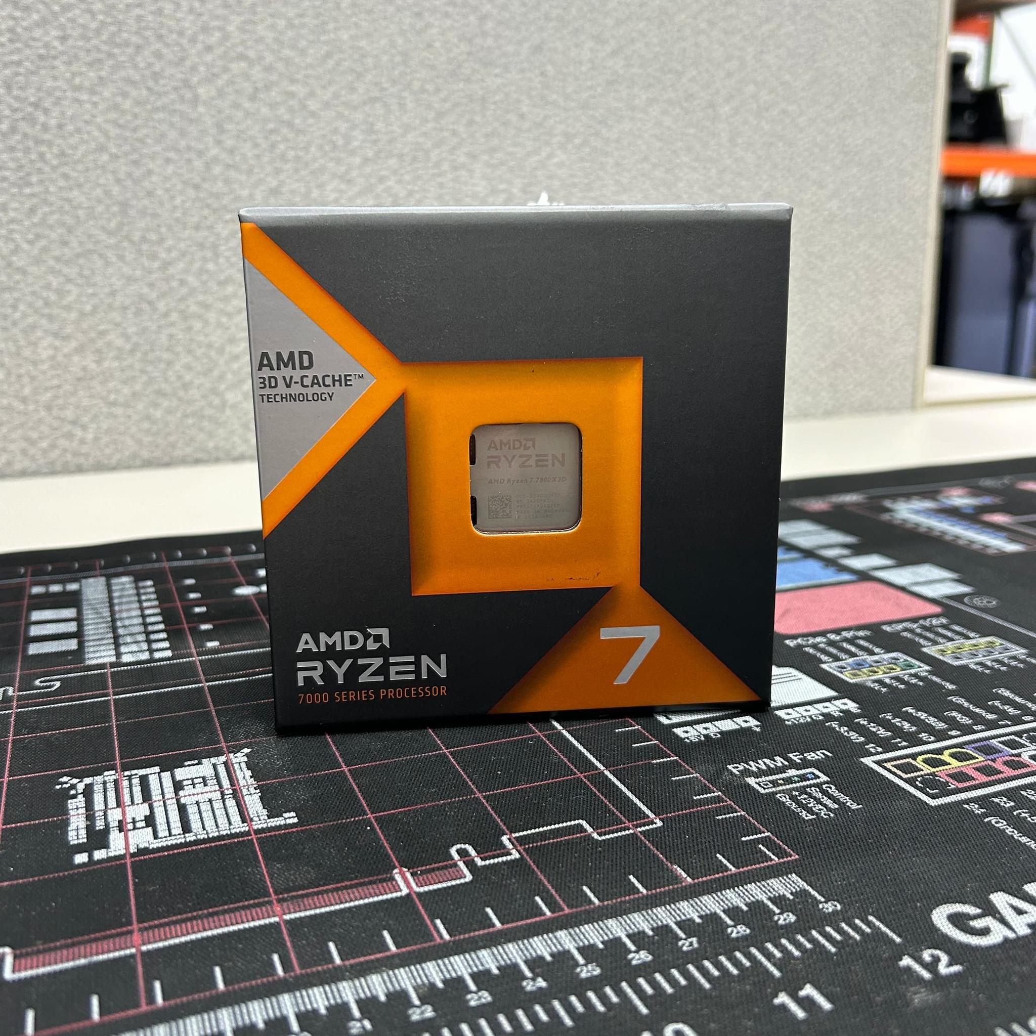 AMD Ryzen 7 7800X3D