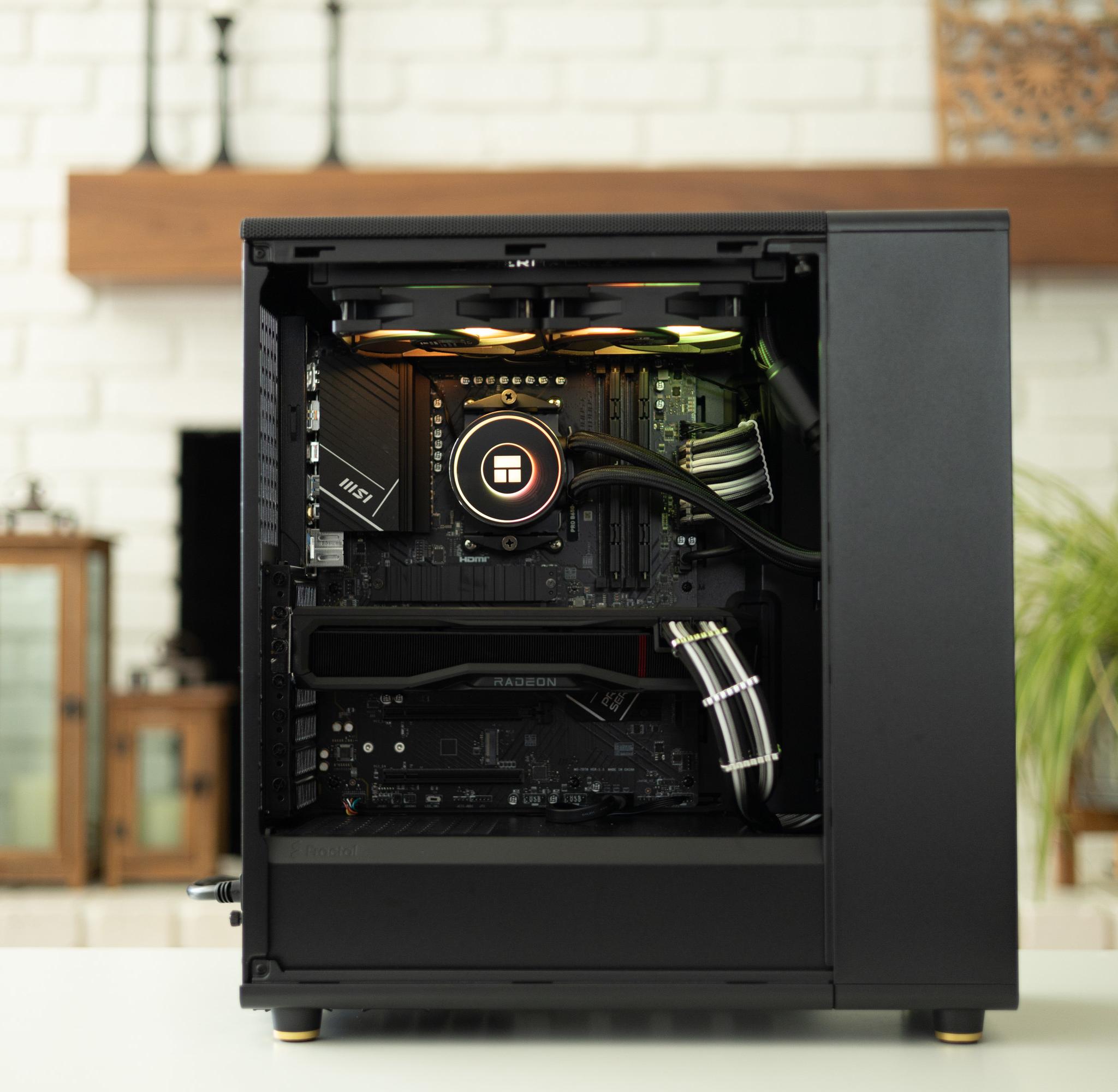 RX 7900 XT, Ryzen 7 7700, 32gb 6000mhz, 2TB NVME, WiFi, High End 1440p/4k Gaming PC