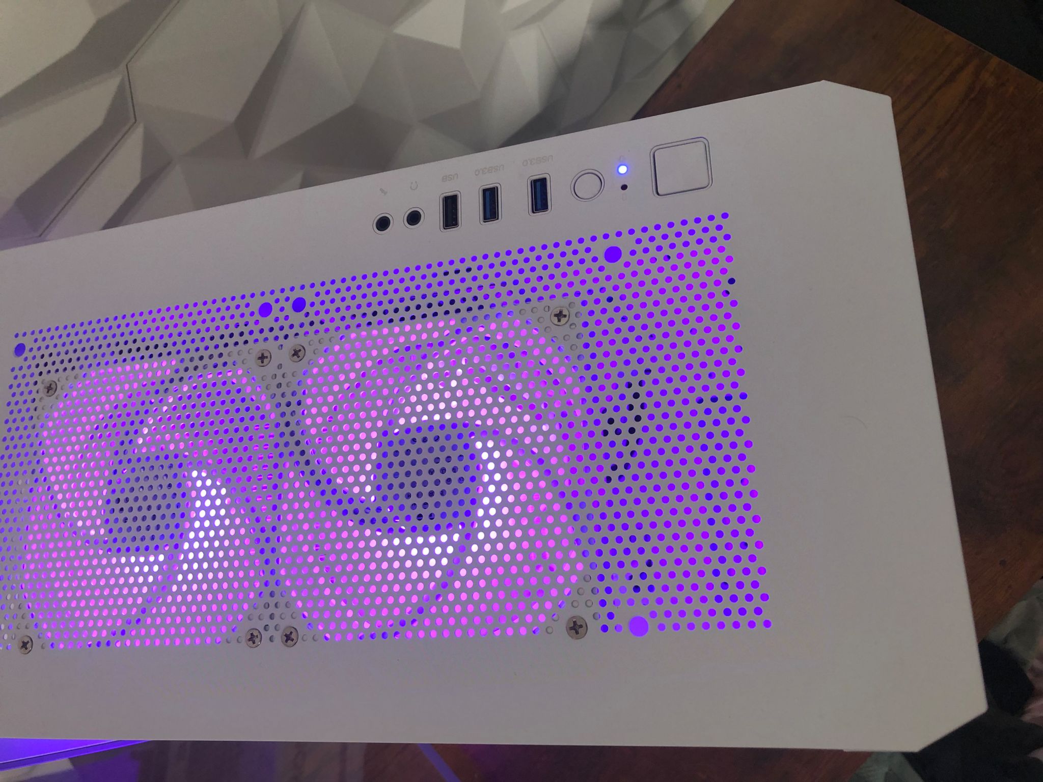 WHITEOUT AMD RYZEN 7 5700x & RTX 4060 GAMING PC!