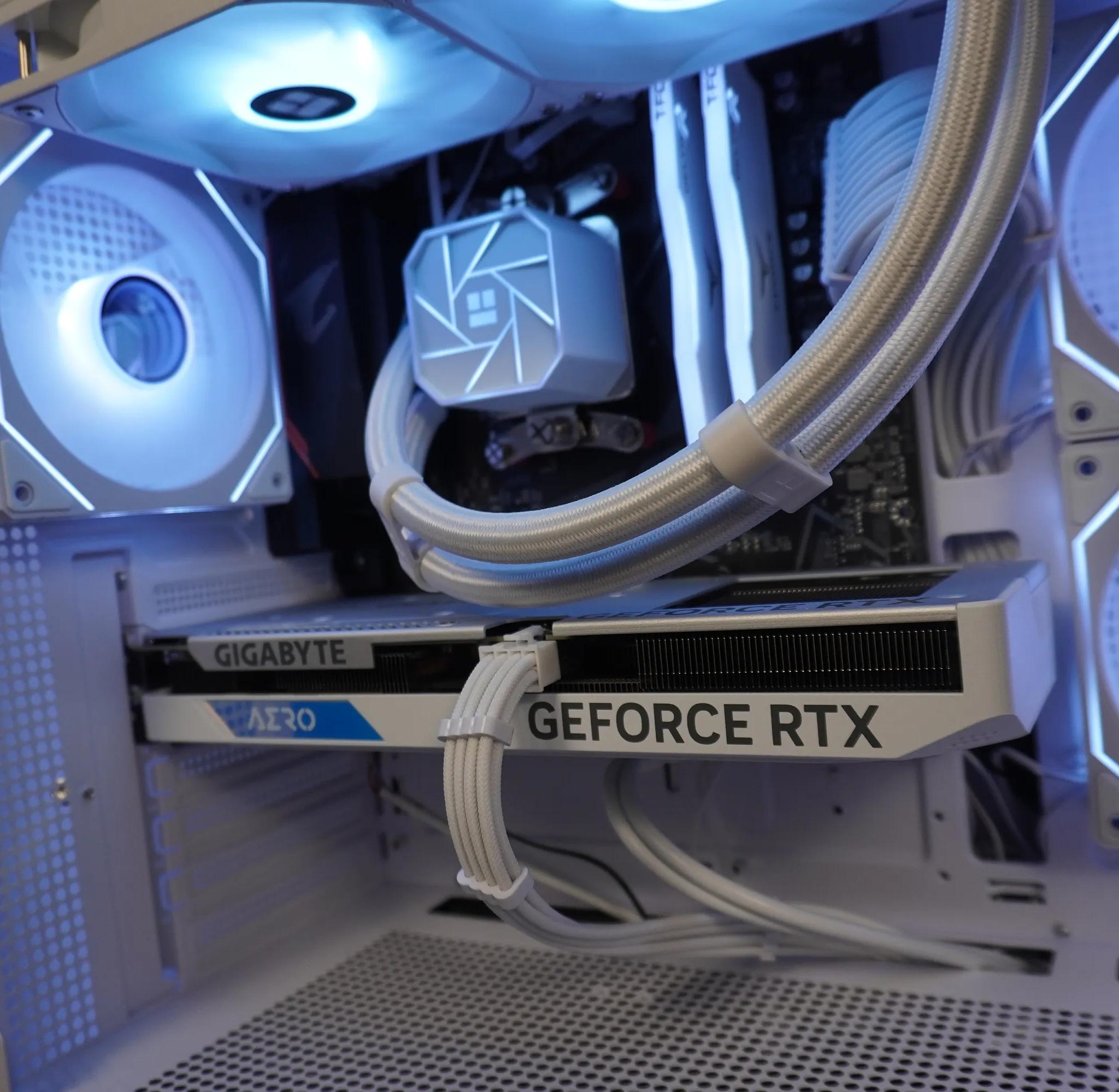 🤍CLEAN🤍 1080p MACHINE | 💚 RTX 4060 | 🧡 Ryzen 5 5600 | 1TB NVME SSD | 16GB DDR4 RAM | WIN 11