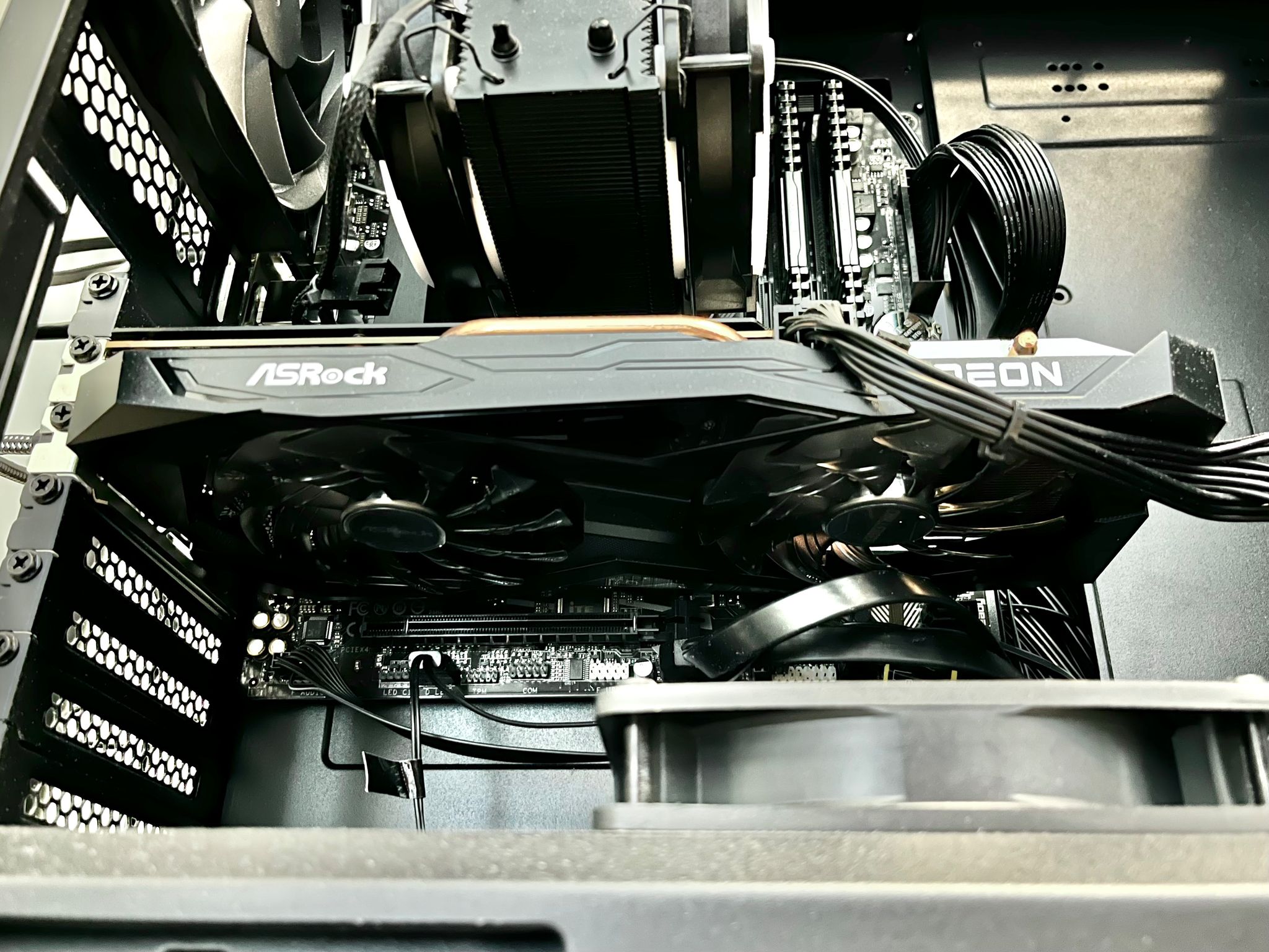 ASRock Radeon RX 6600 XT Challenger D OC 8GB GDDR6 Graphics Card