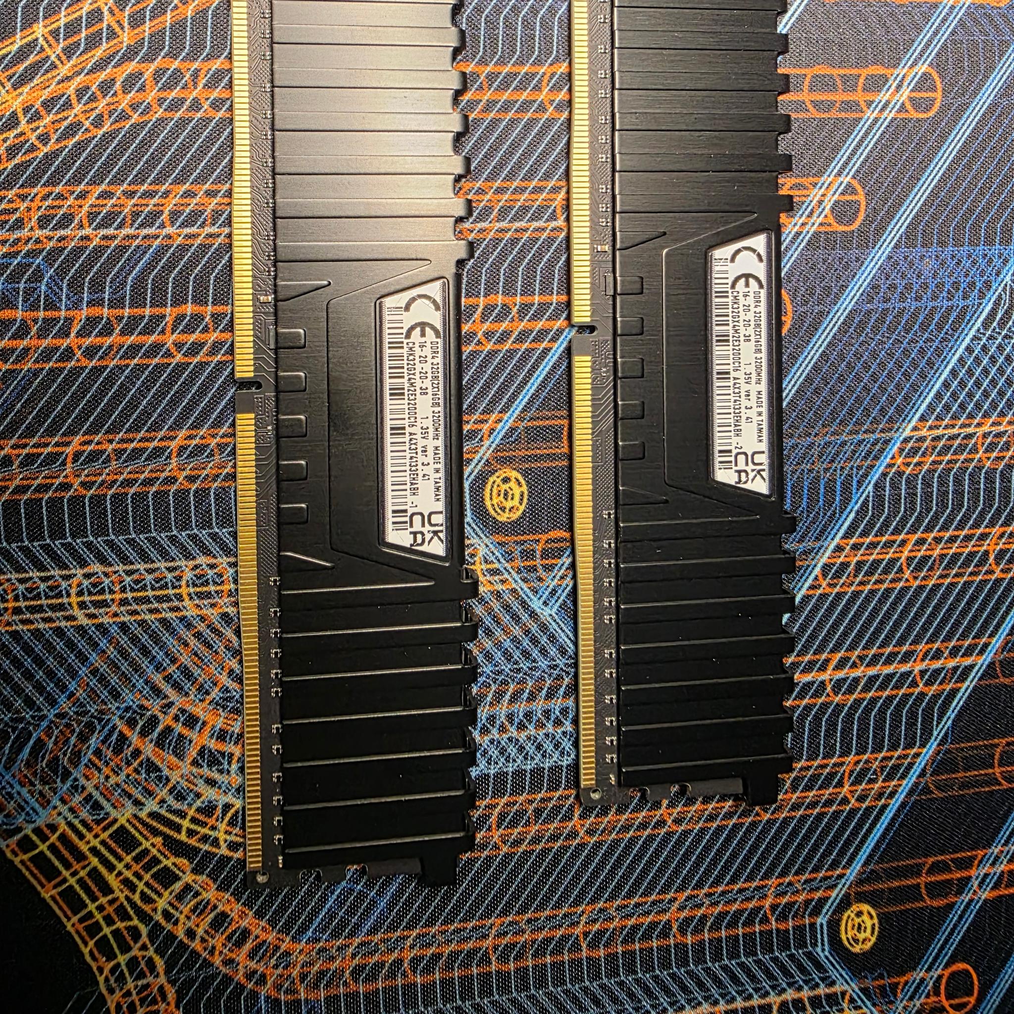 Corsair Vengeance LPX 32GB (2x16GB) DDR4-3200 CL16