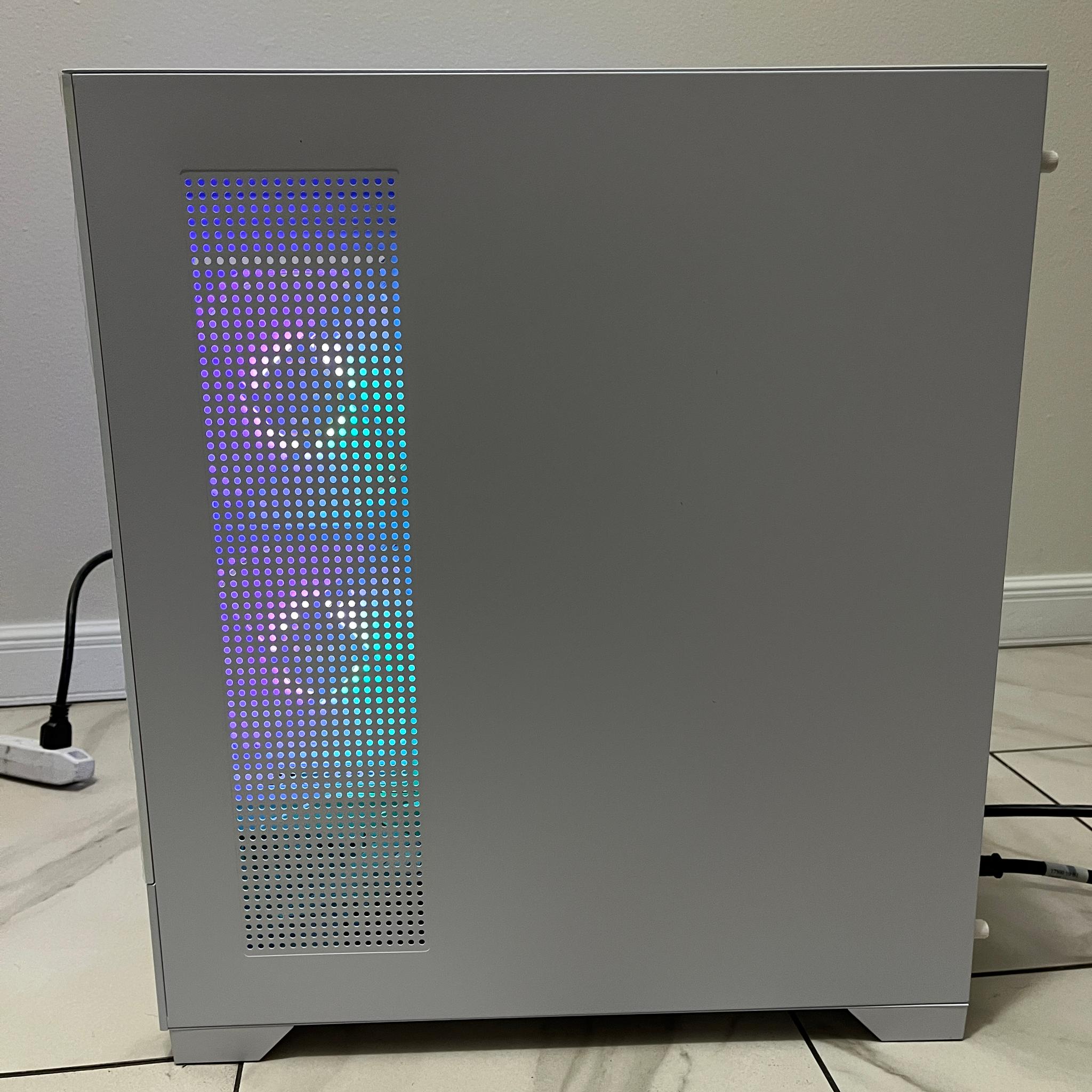 NVIDIA GTX 1080, Intel i7-6700, 16GB RAM, 870 GB Storage, High FPS Gaming PC w/ Wi-Fi & Bluetooth