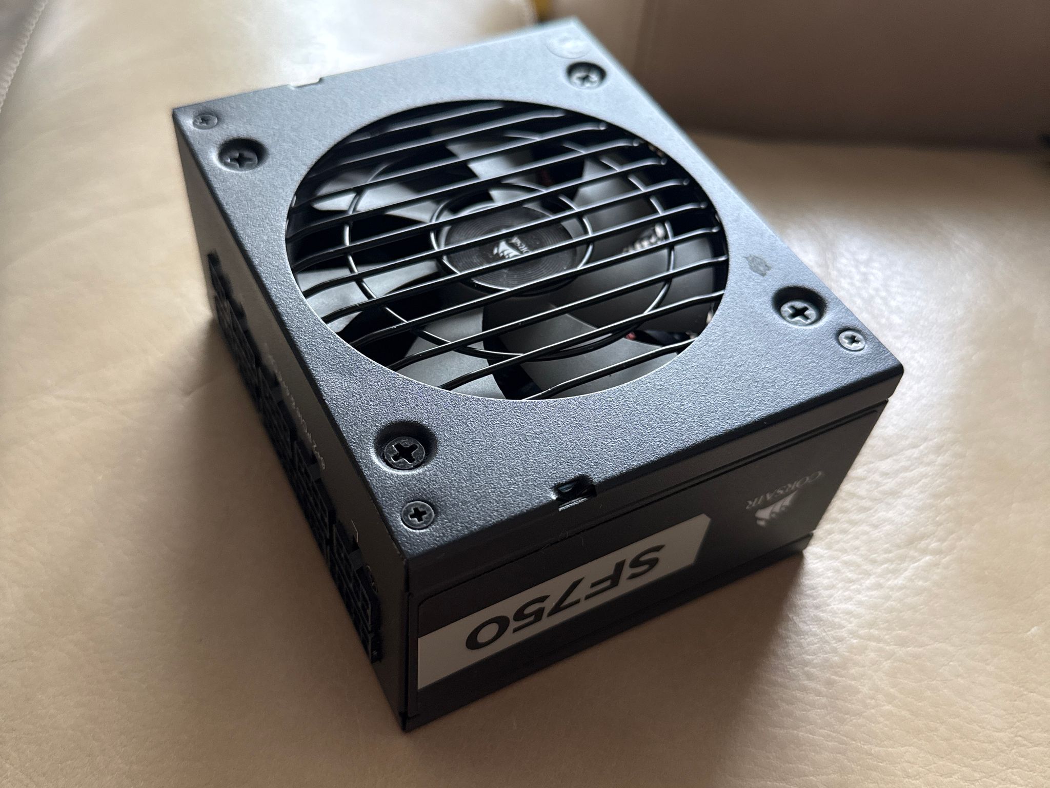 Corsair SF750
