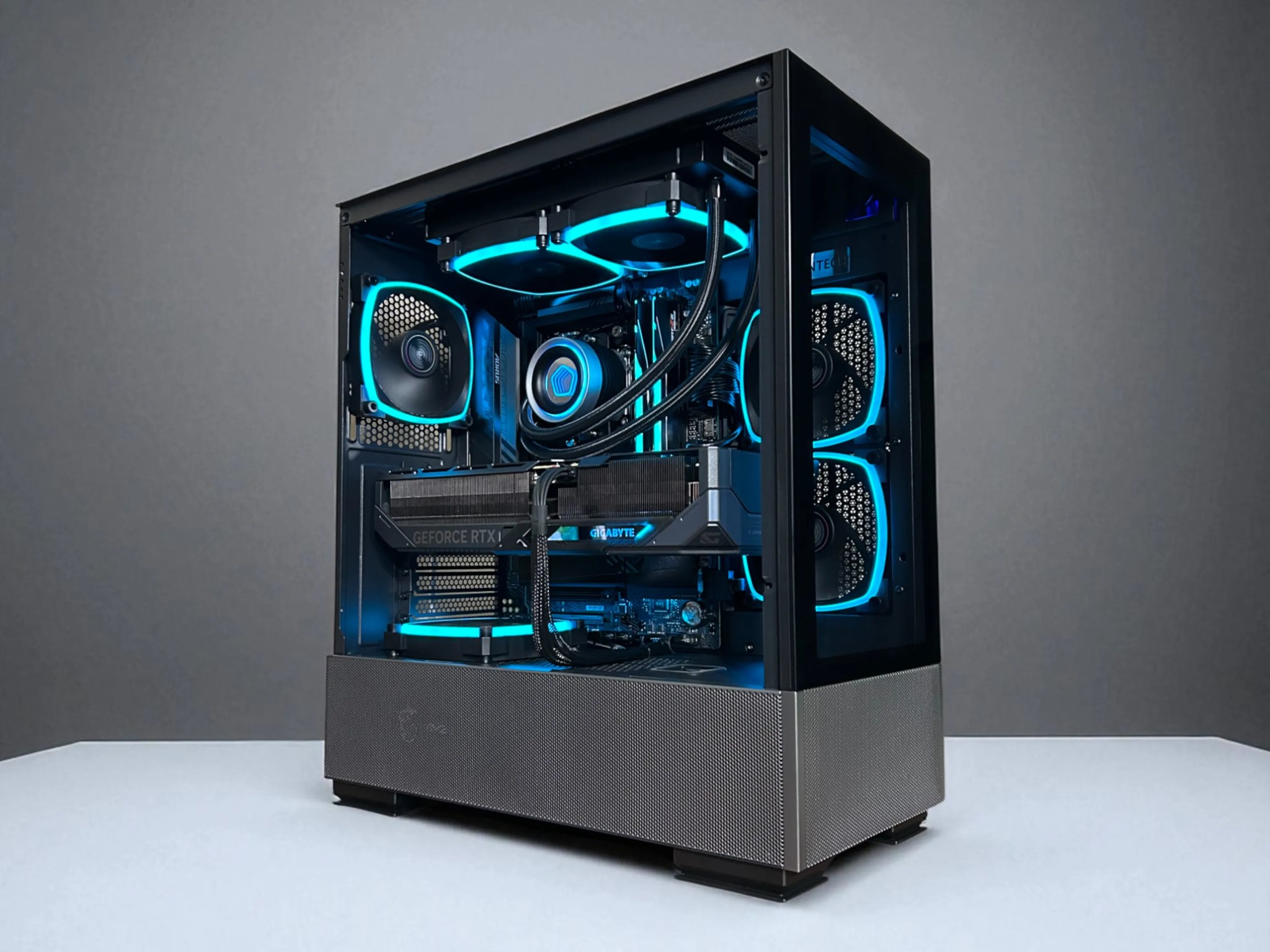 RTX 5090 | Ryzen 7 9800X3D | 64GB DDR5 6200MT/s | 4TB NVMe | The Crusader Elite
