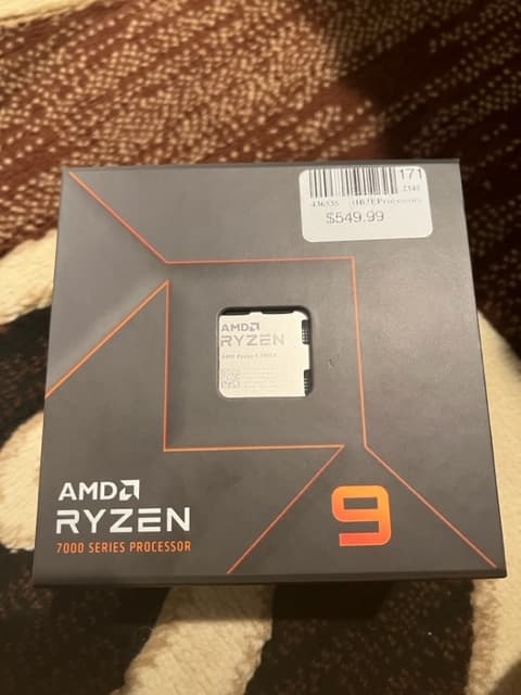 AMD Ryzen 9 7900X Raphael AM5 4.7GHz 12-Core Boxed Processor - Heatsink Not Included