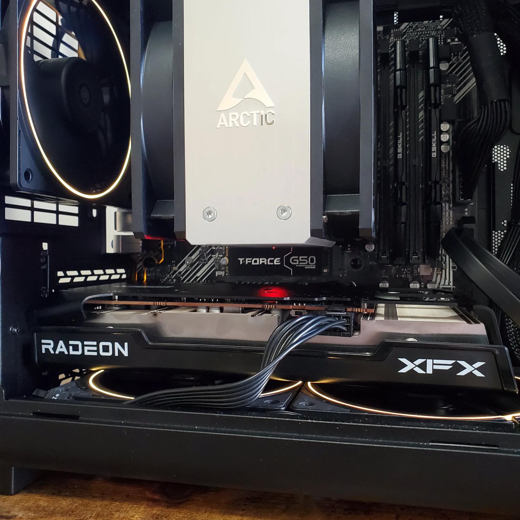 Lian Li A3 Wood Gaming PC | Ryzen 5 5500 | RX 6600 | 16GB DDR4 RAM| 1 TB NVME | Wifi