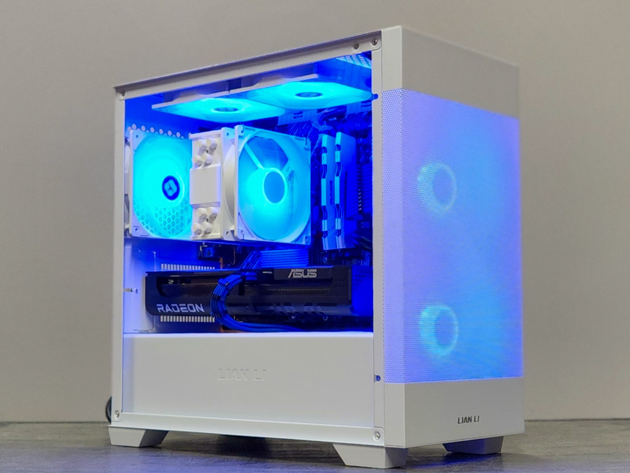 Arctic Blaze 🔥 Custom Gaming PC | Ryzen 7 5800XT | RX 9060 XT | 32GB RAM | 1TB SSD