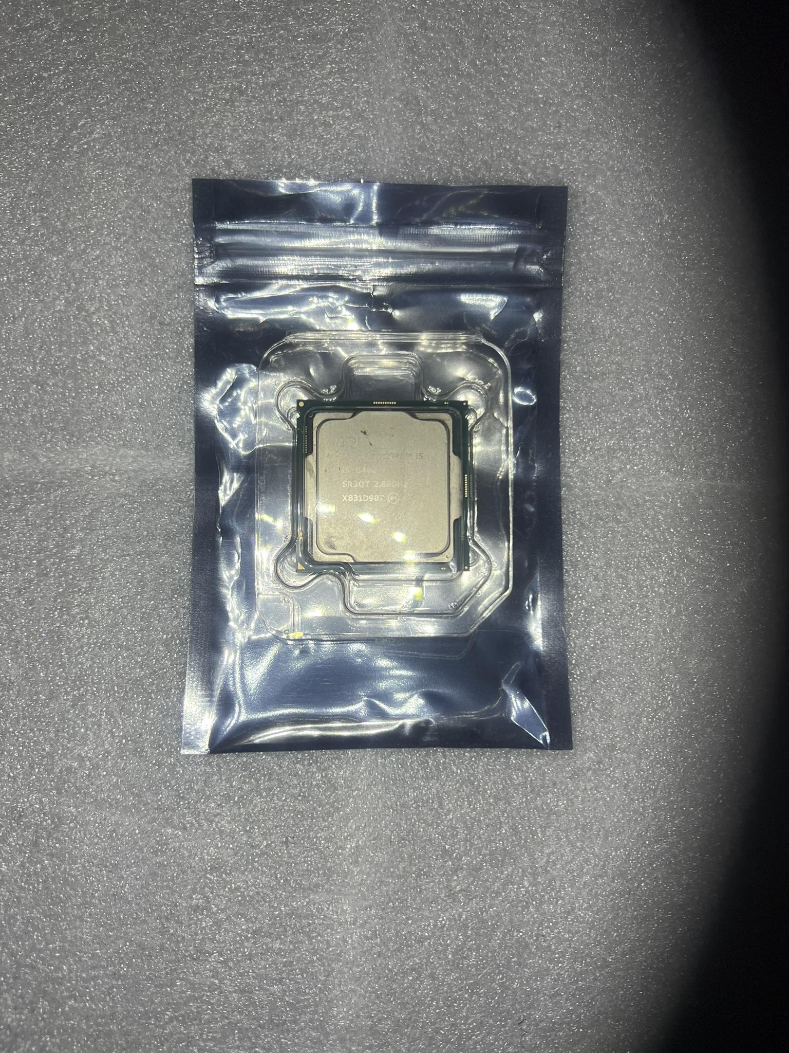 Intel i5 8400