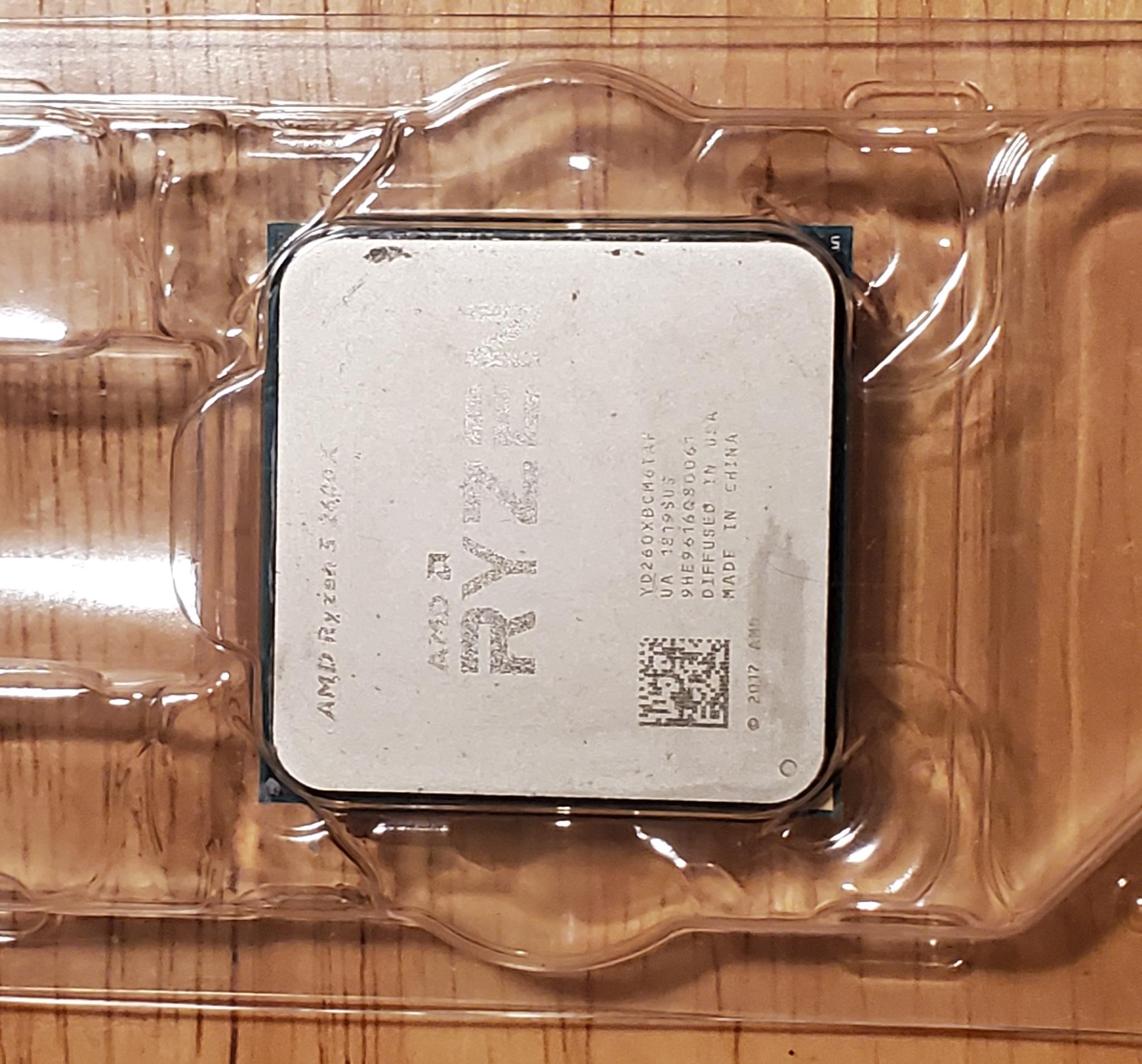 AMD Ryzen 5 2600X WITH COOLER
