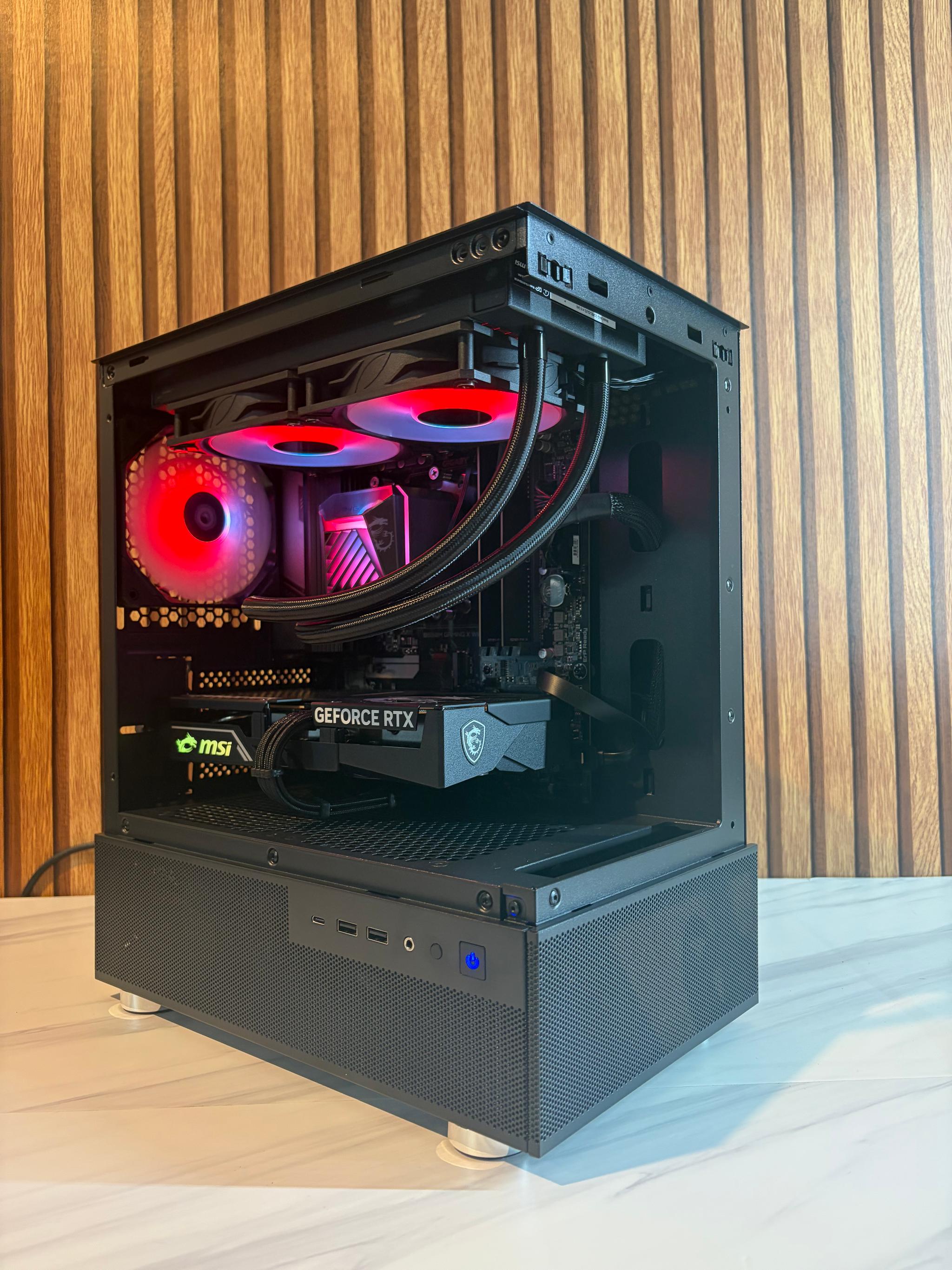 RTX 5060 | RYZEN 5 5500 | 16GB DDR4 | 500GB SSD | 240MM AIO