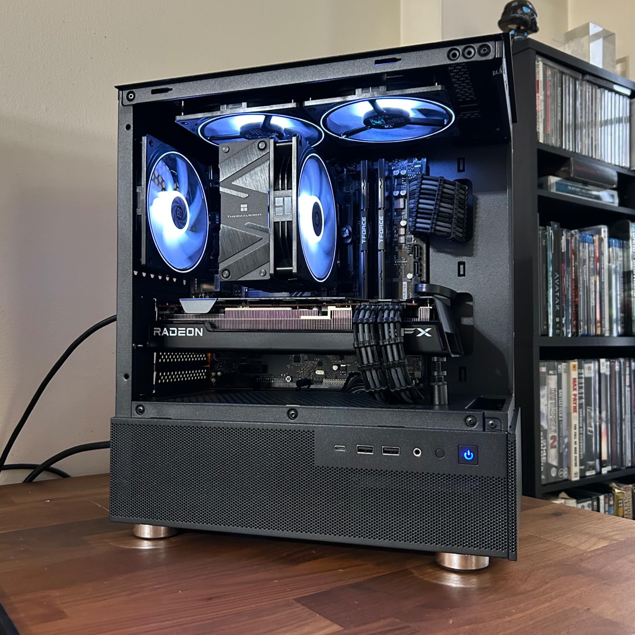 *SALE* RX 7700XT | Intel i5 12400 | 32GB DDR5 | 1TB SSD | The Dark Officer Elite RX