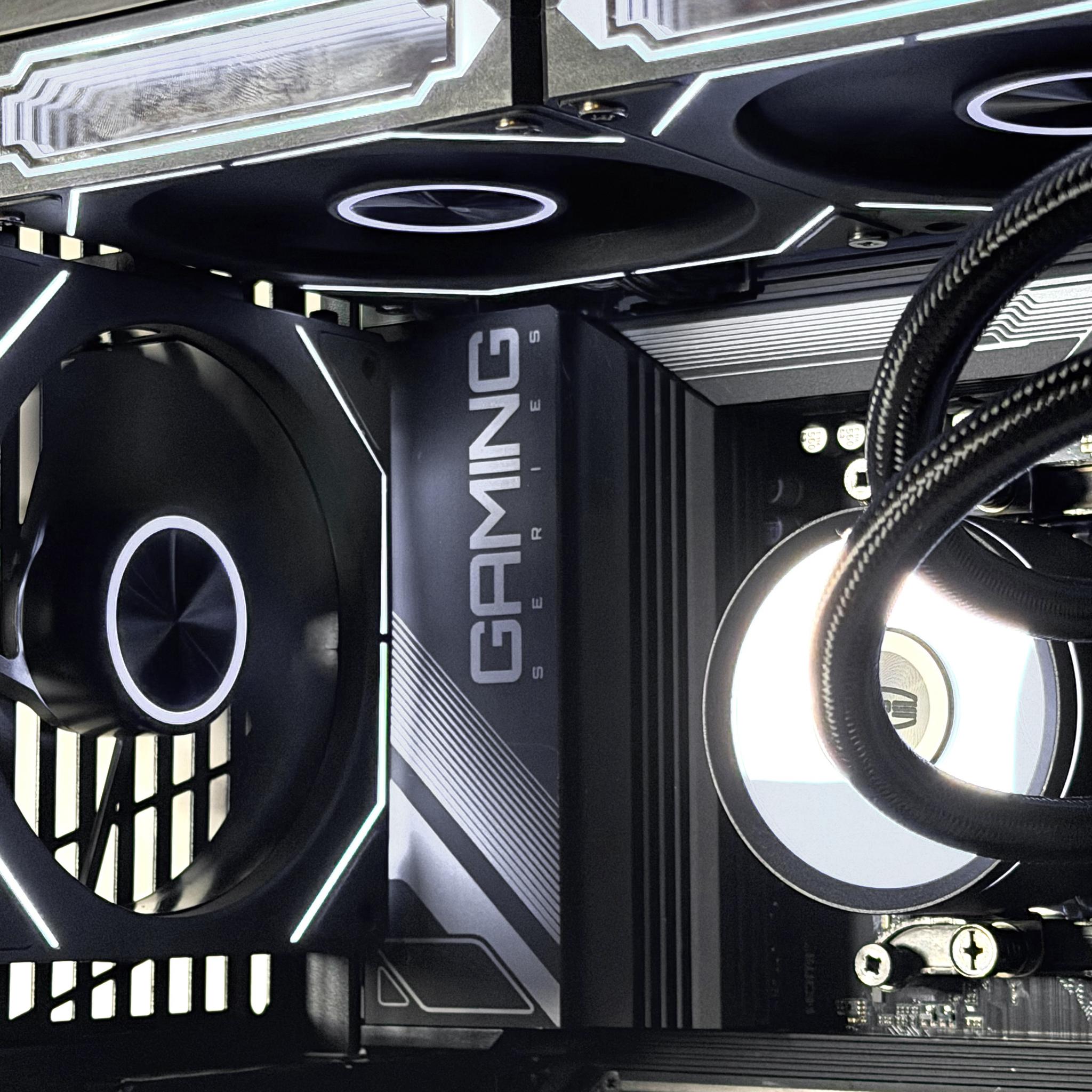 🐼👑King Panda V2|RTX 4070ti Ryzen 7 9700x 32gb ddr5 1tb👑🐼
