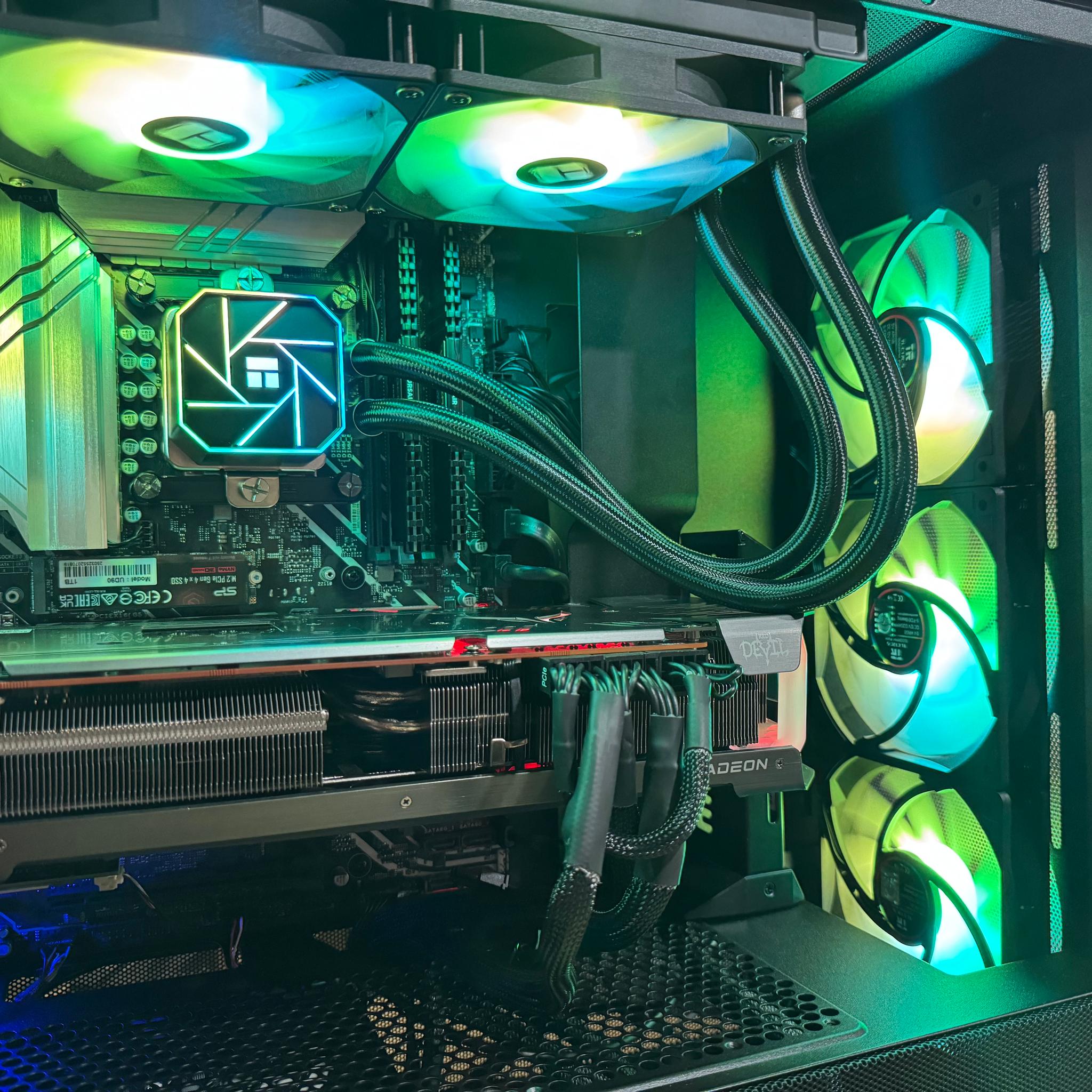 1080p & 1440p Gaming | RX 6950XT | i7 12700k | 1TB SSD | 32GB RAM | WiFi 6 and Bluetooth