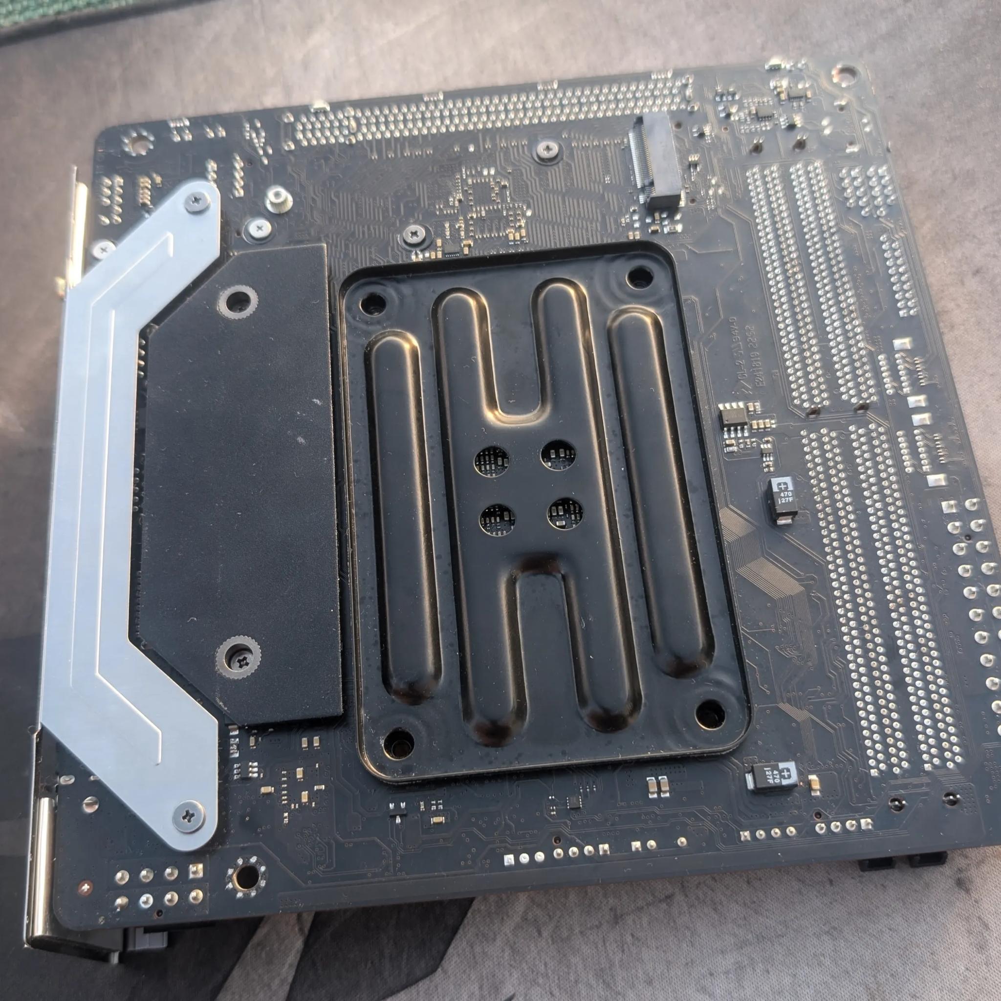 ASRock B550 AM4 Phantom Gaming-ITX
