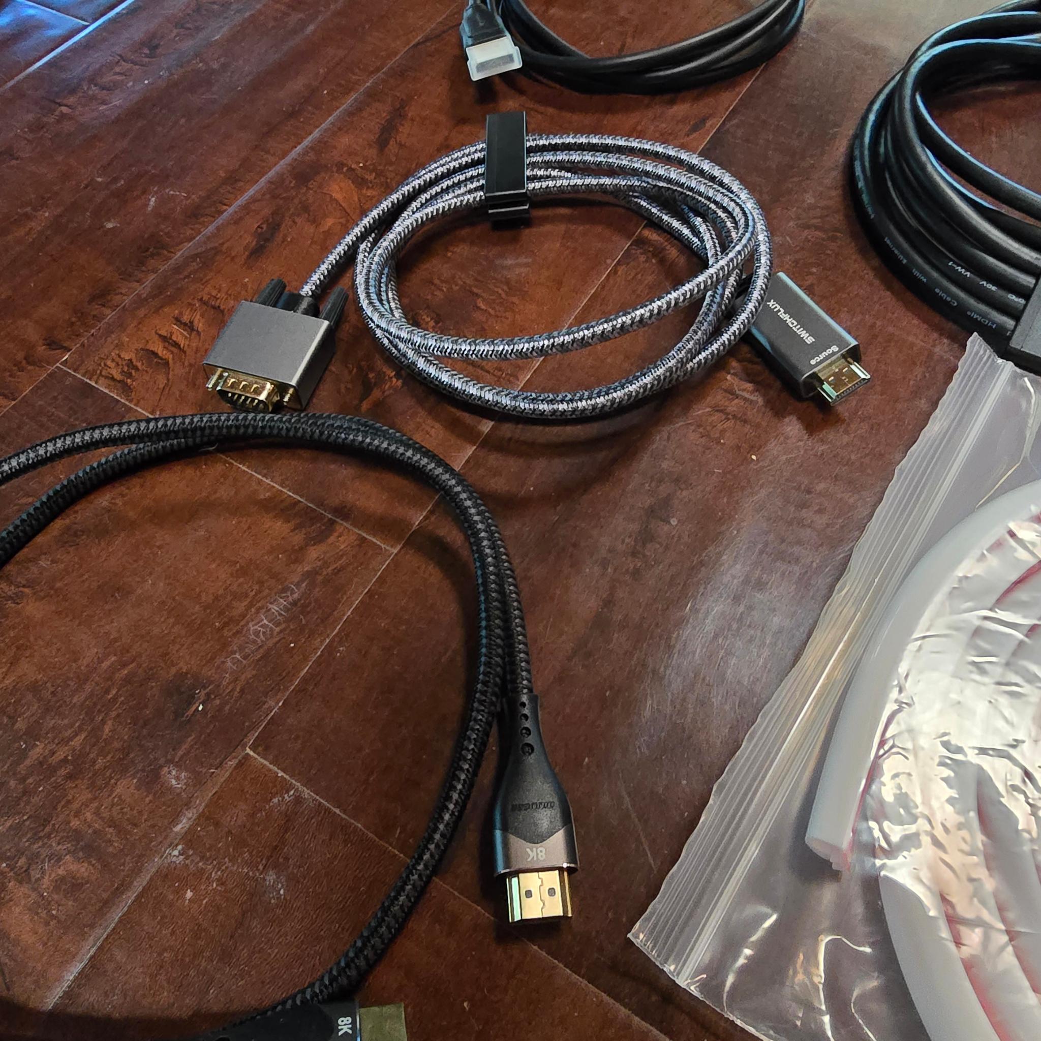 Cables Adapters GPU PSU Extension HDMI DP VGA USB C - IEC Power Cable SD TFT Reader Splitter HDD 4K