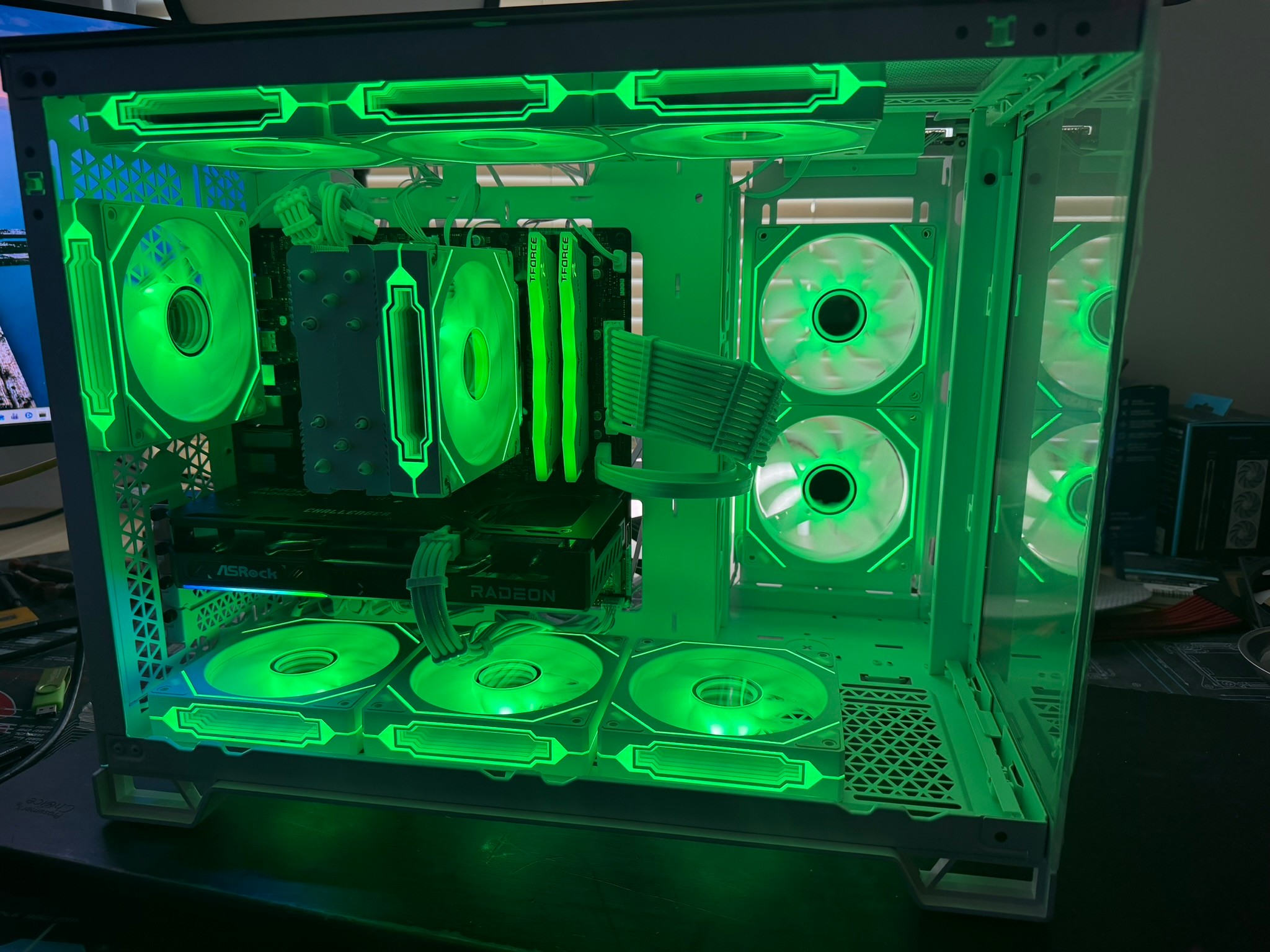 🖥️ Custom White RGB Gaming PC| 5 7500F |  9600XT  | 32GB RAM  |  Ultra-Cooled | 🖥️