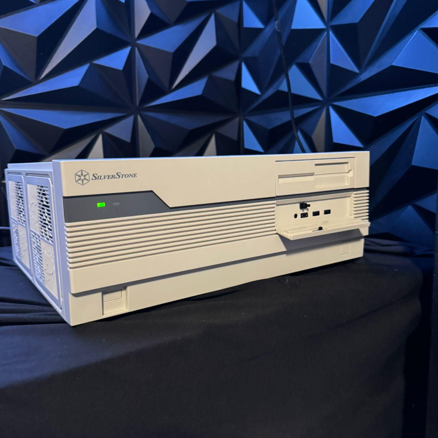 🍋‍🟩 The Limewire 🍋‍🟩 Ryzen 7 9800X3D| RTX 5080| 32 GB DDR5 | 4 TB NVMe