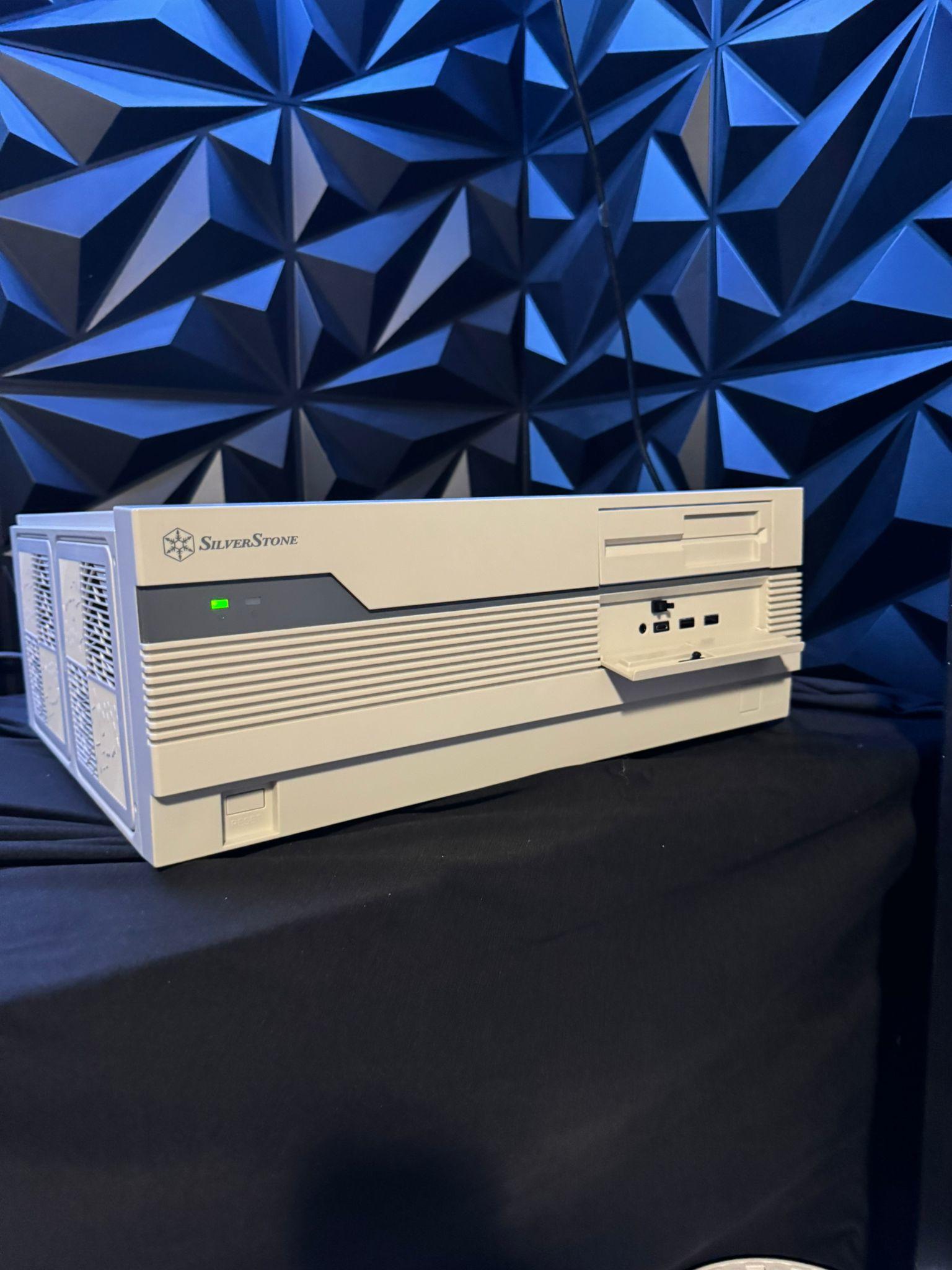 🍋‍🟩 The Limewire 🍋‍🟩 Ryzen 7 9800X3D| RTX 5080| 32 GB DDR5 | 4 TB NVMe