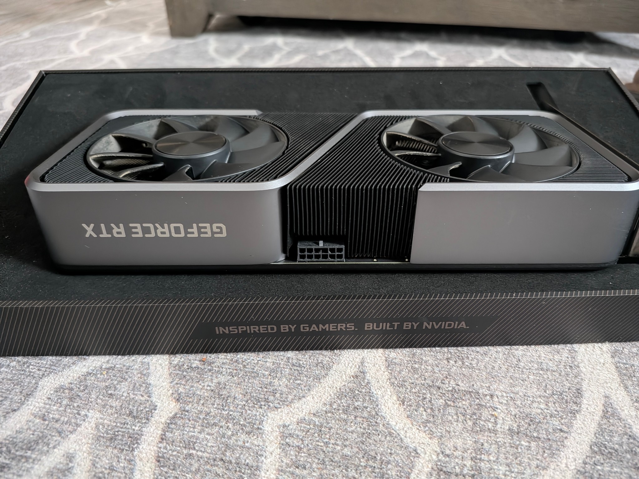 NVIDIA GeForce RTX 3070 Founders Edition w/box and 12 pin power