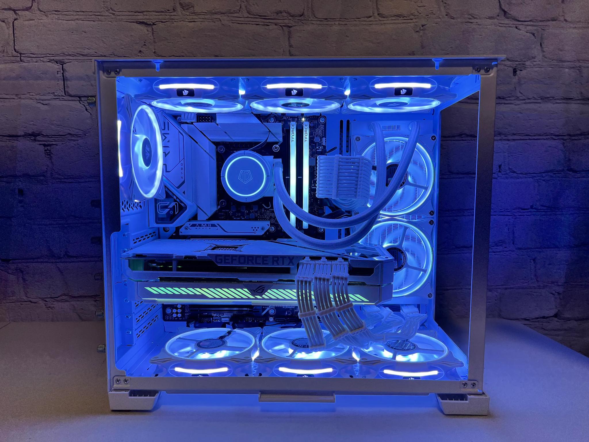 Snow Edition - Intel 13600KF Asus ROG Strix RTX 3080 32GB DDR5 RAM 2TB M.2 Win 11 Pro