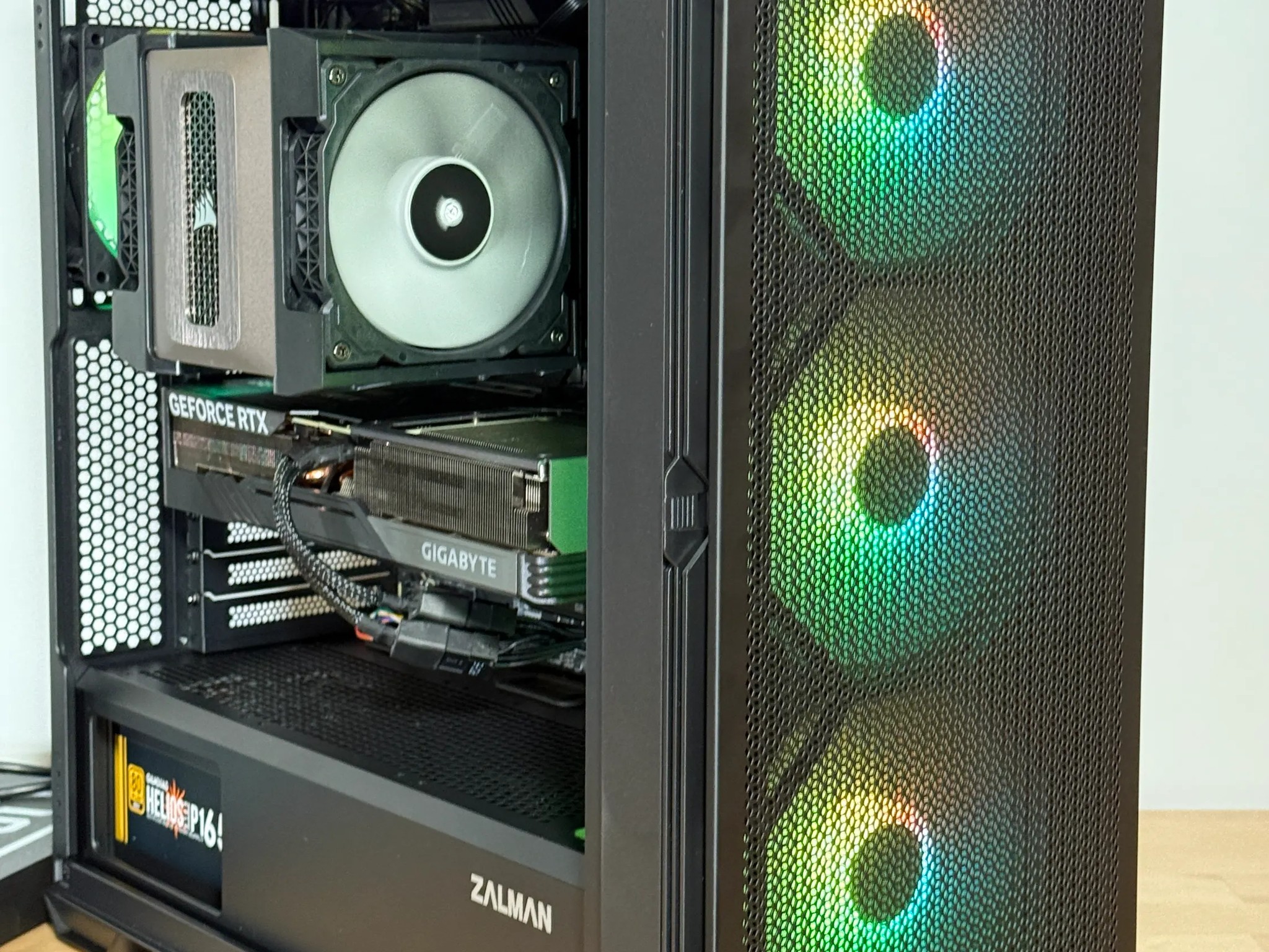 RTX 4070 Ryzen 7600x Gaming PC