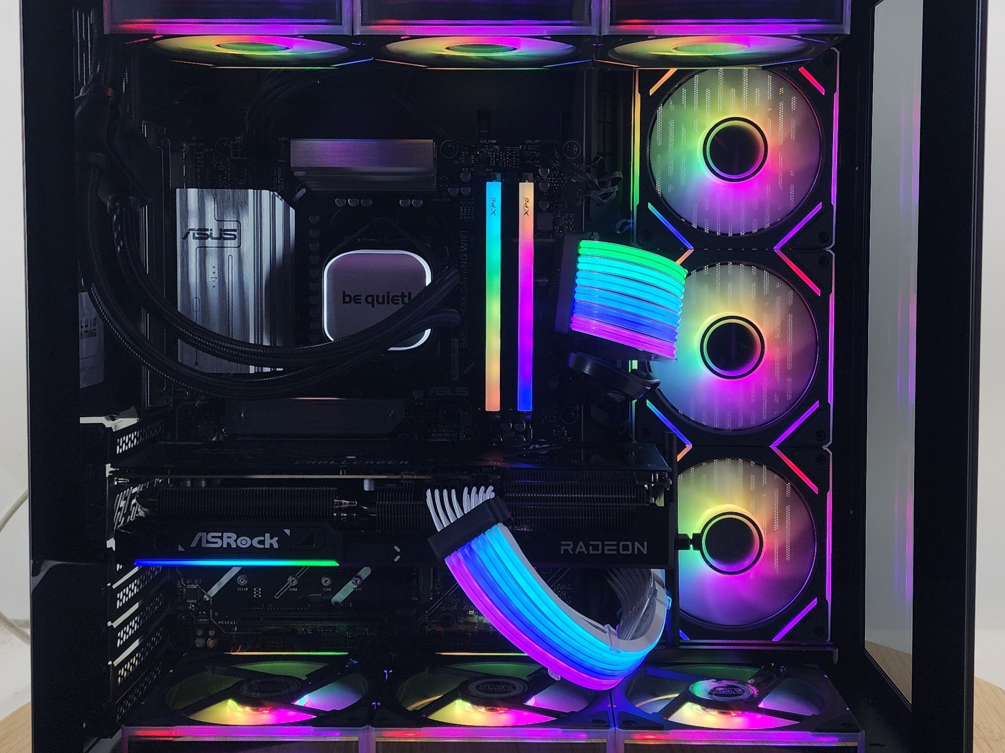 Gaming PC Ryzen 7 9800X3D 32GB RAM 1TB SSD RX 9070 16GB Windows 11 Computer