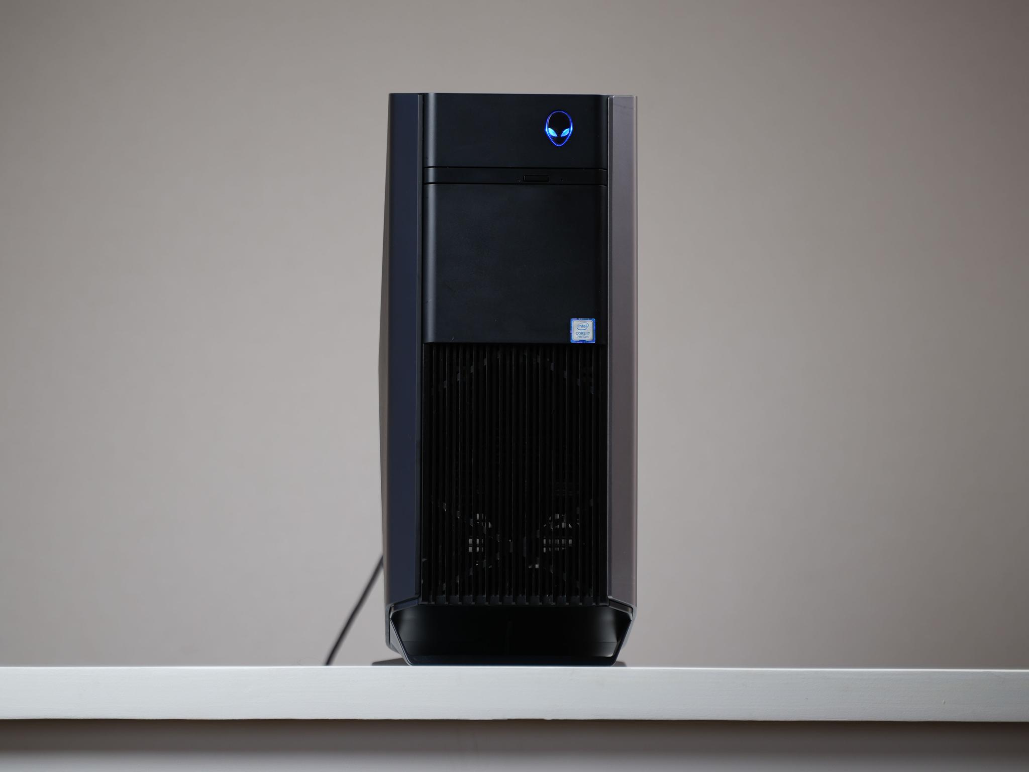 “Alienform 4” GTX 1070 Intel Core i7 7700 16GB .9TB Windows 11 Gaming PC Powerhouse