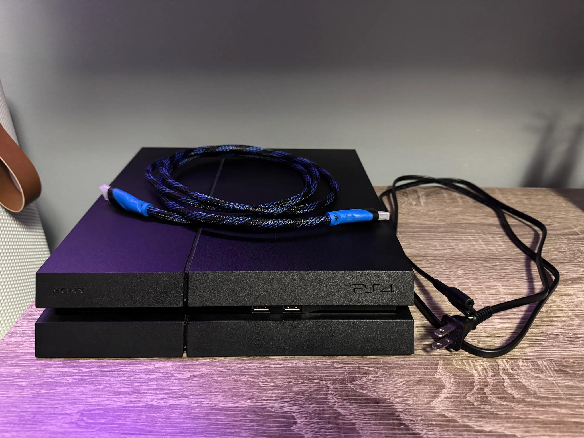 Refurbished Playstation 4 - 500GB Matte Black|CUH-1215A Software 9.00 + 2 PS4 DualSense Controllers