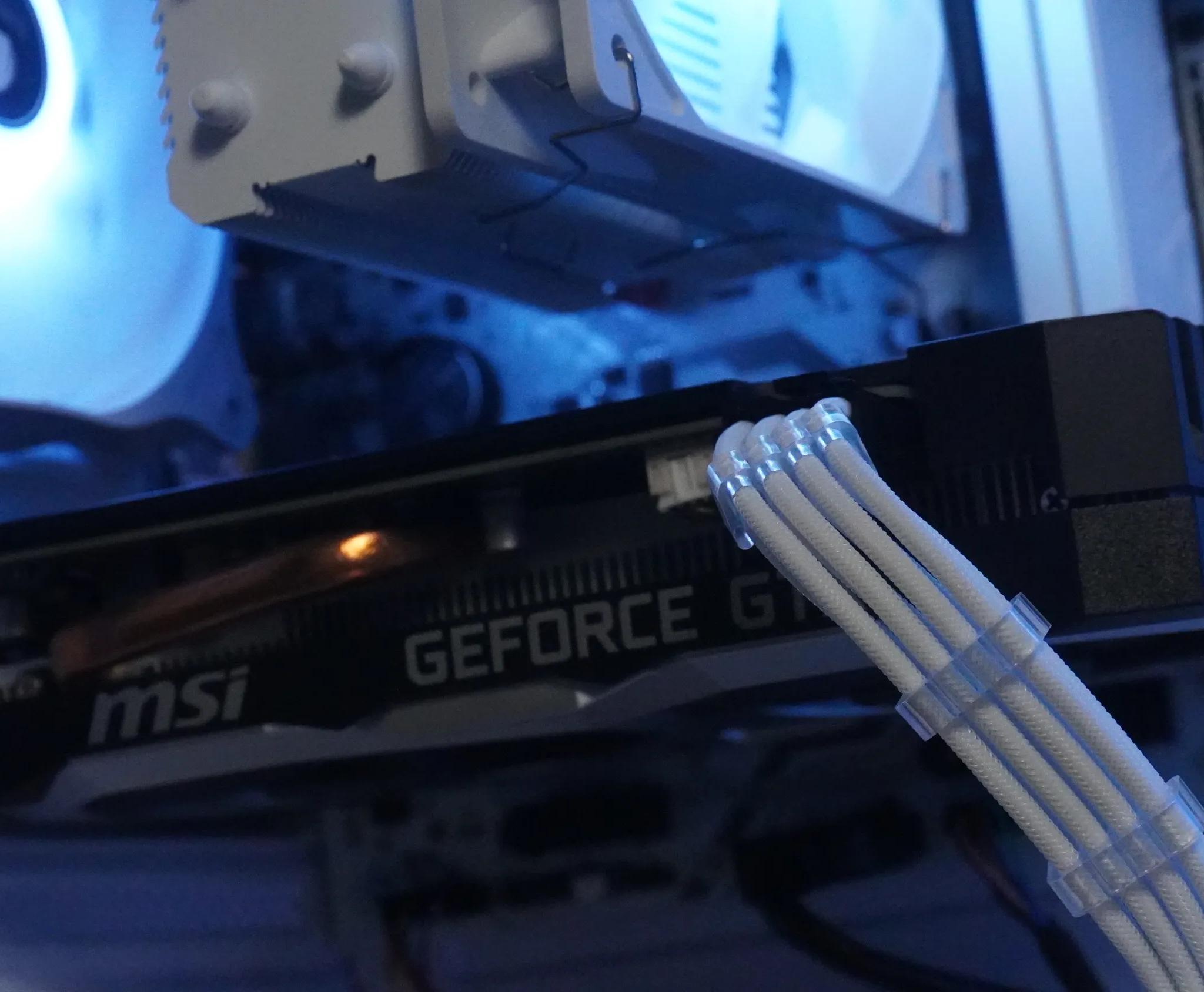 🤍ALL WHITE🤍 1080p GAMING MACHINE 💚GTX 1660 Super 🧡 Ryzen 5 2600x | 16GB | 1TB | WIFI