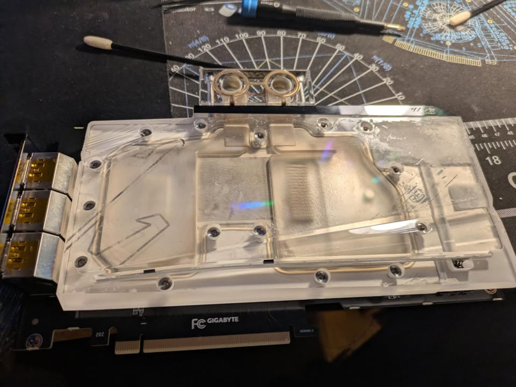 Gigabyte AORUS GeForce RTX 3080 XTREME WATERFORCE 10G