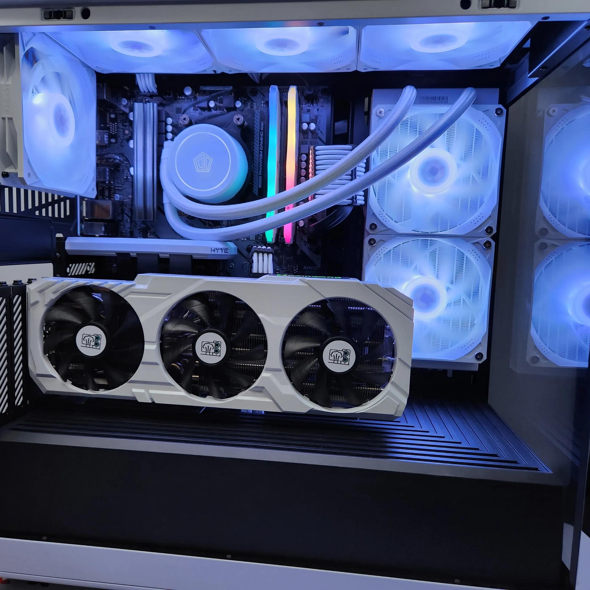 THE BEAST Gaming RIG Ryzen 7 / 32GB DDR 4/ 1TB GEN 4 SSD / RTX 3070 8GB