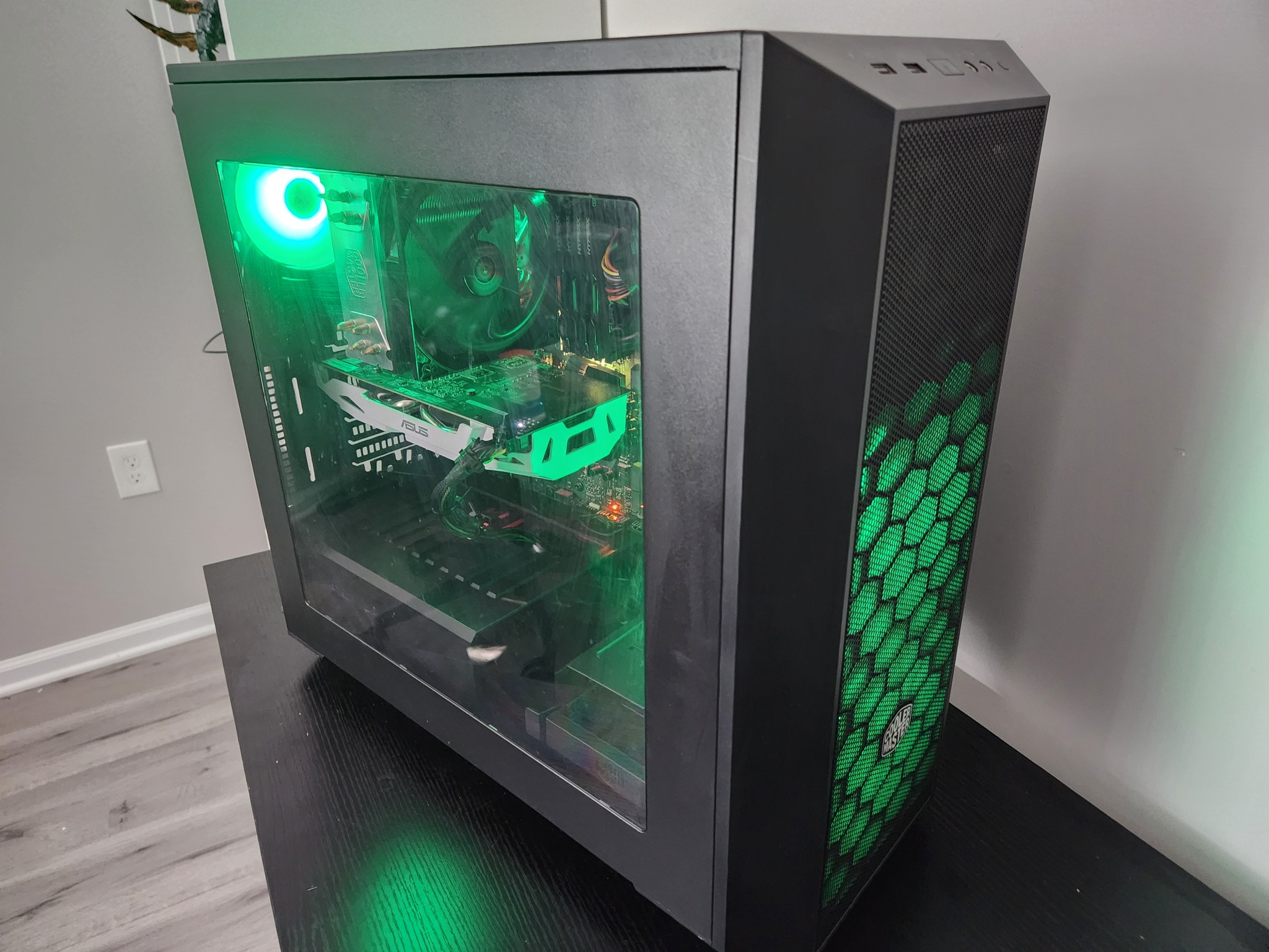THE GREEN HORNET: The PERFECT starter Gaming PC!